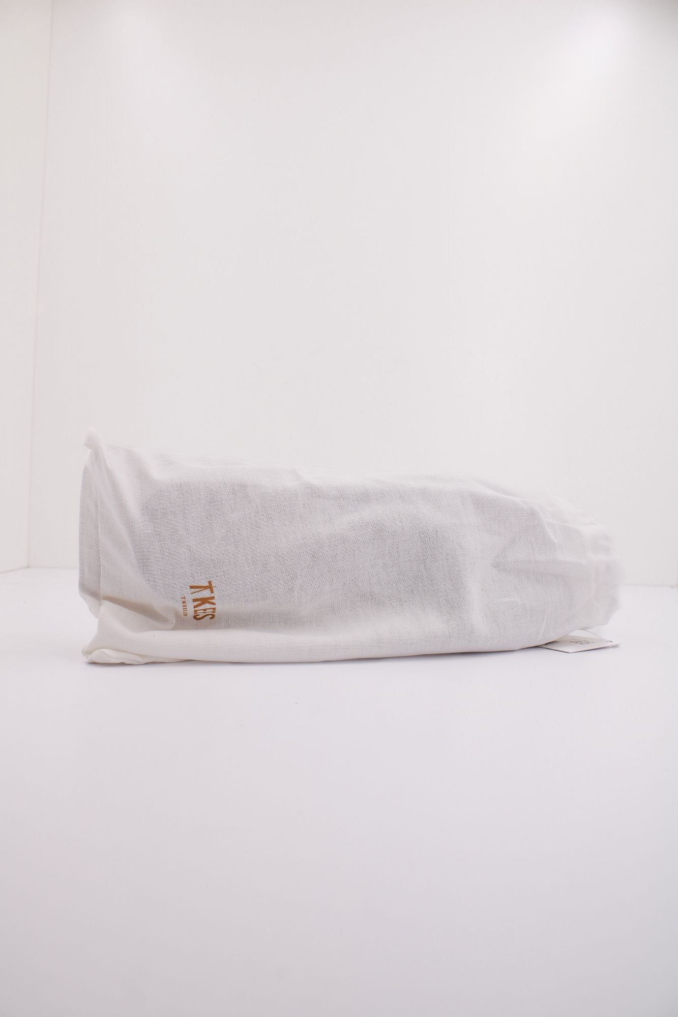 TKEES TKESQUARE TOE en color BLANCO (6)