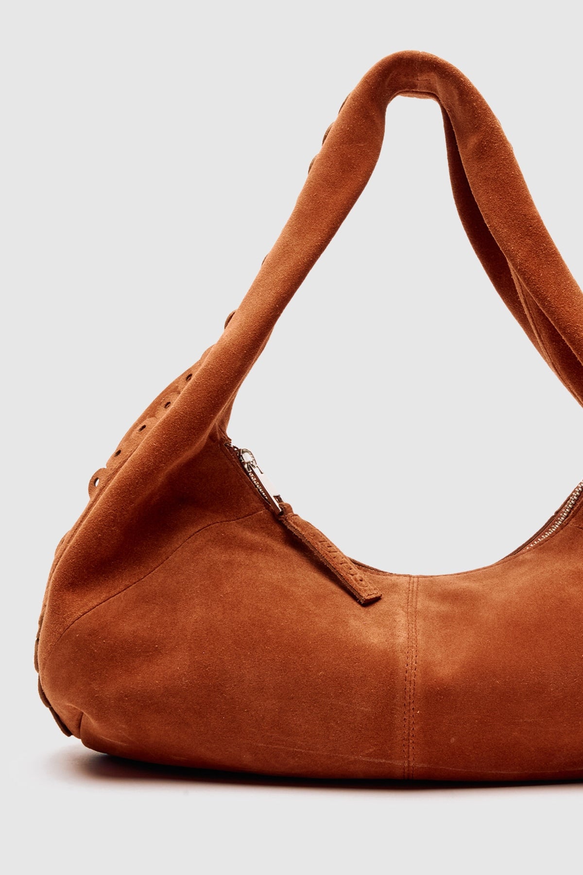 NUNOO SMALL ALMA SCALLOP SUEDE en color MARRON (3)