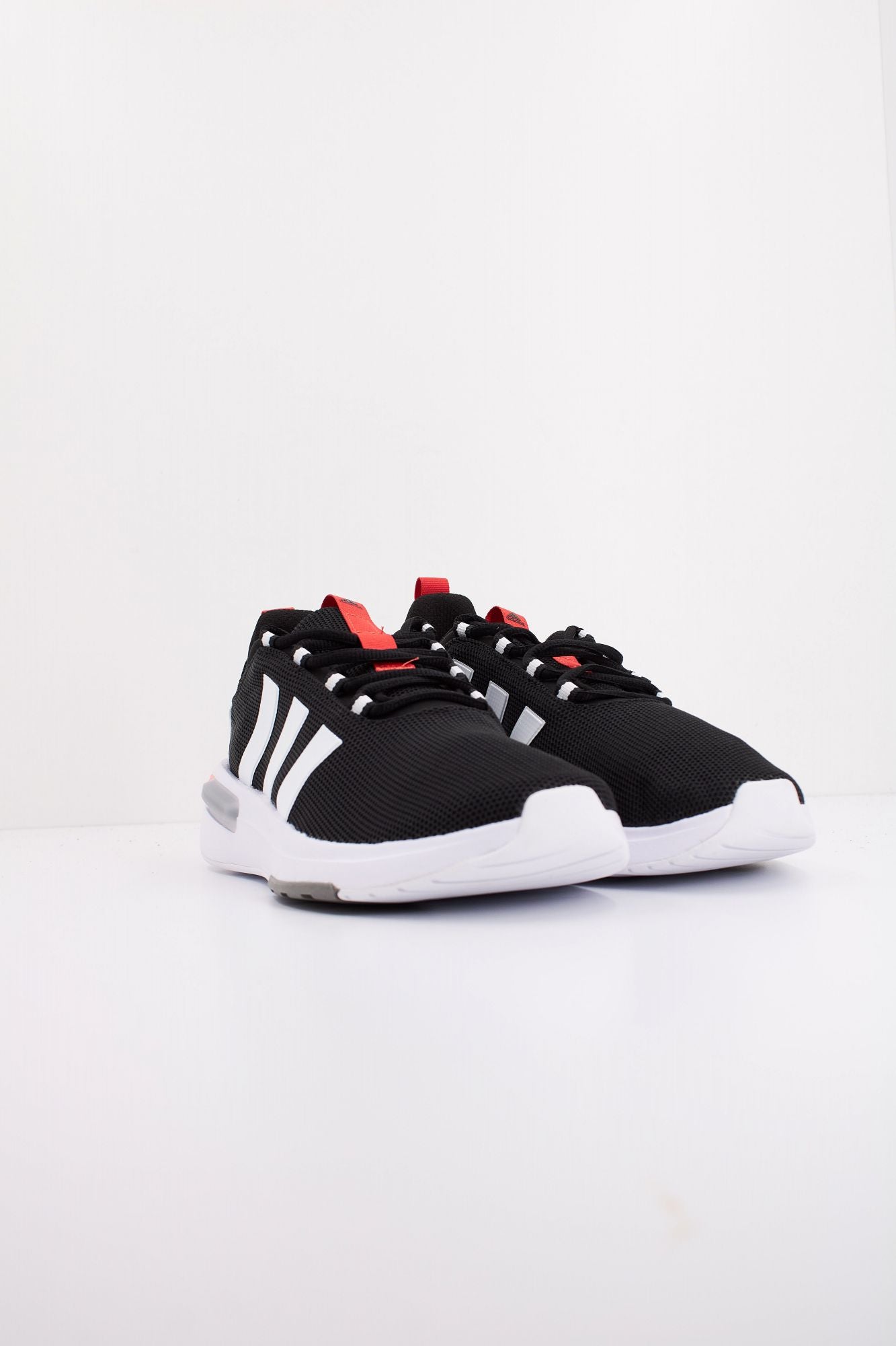 ADIDAS RACER TR23 en color NEGRO (2)