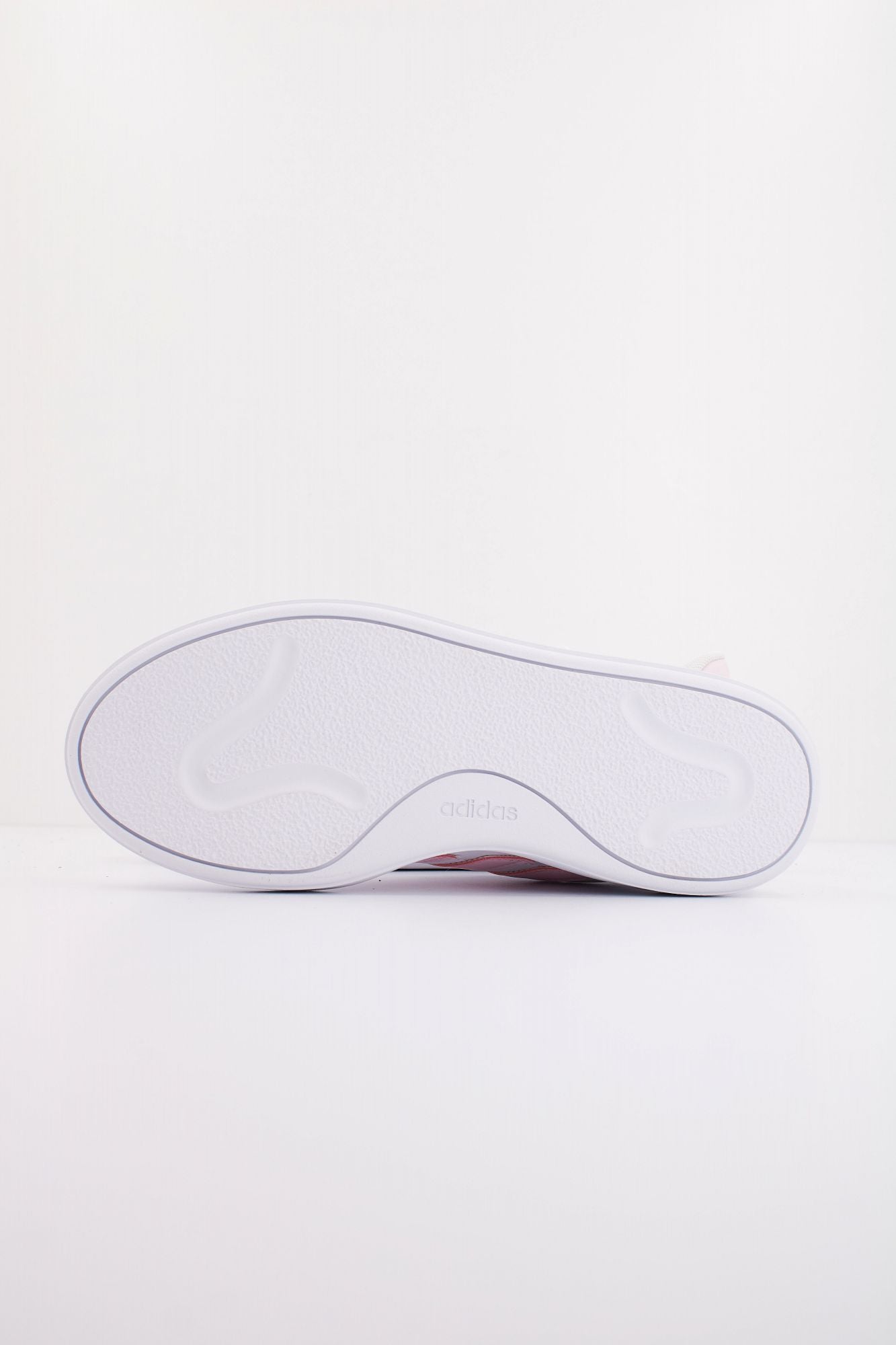 ADIDAS COURTBLOCK en color BLANCO (5)
