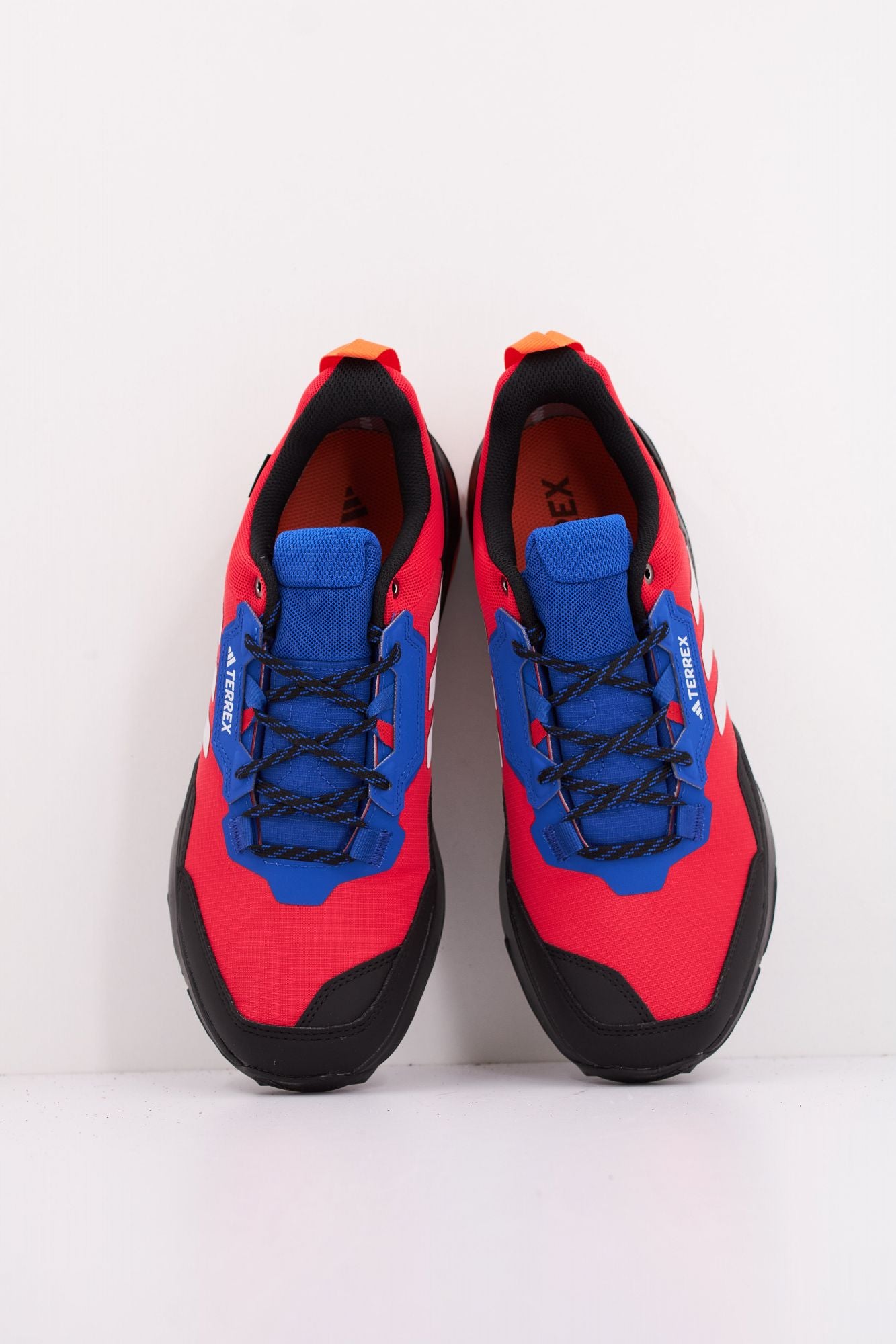 ADIDAS TERREX AX4 GTX en color ROJO (3)