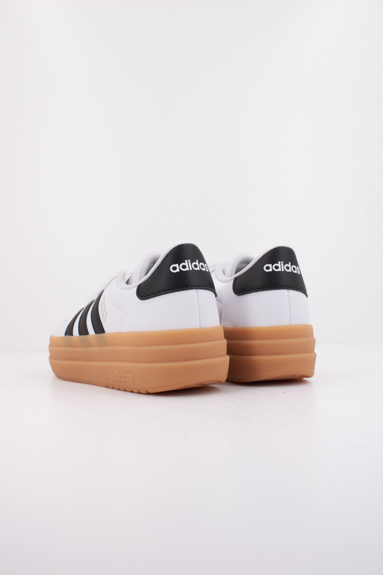 ADIDAS COURT BOLD en color BLANCO (4)