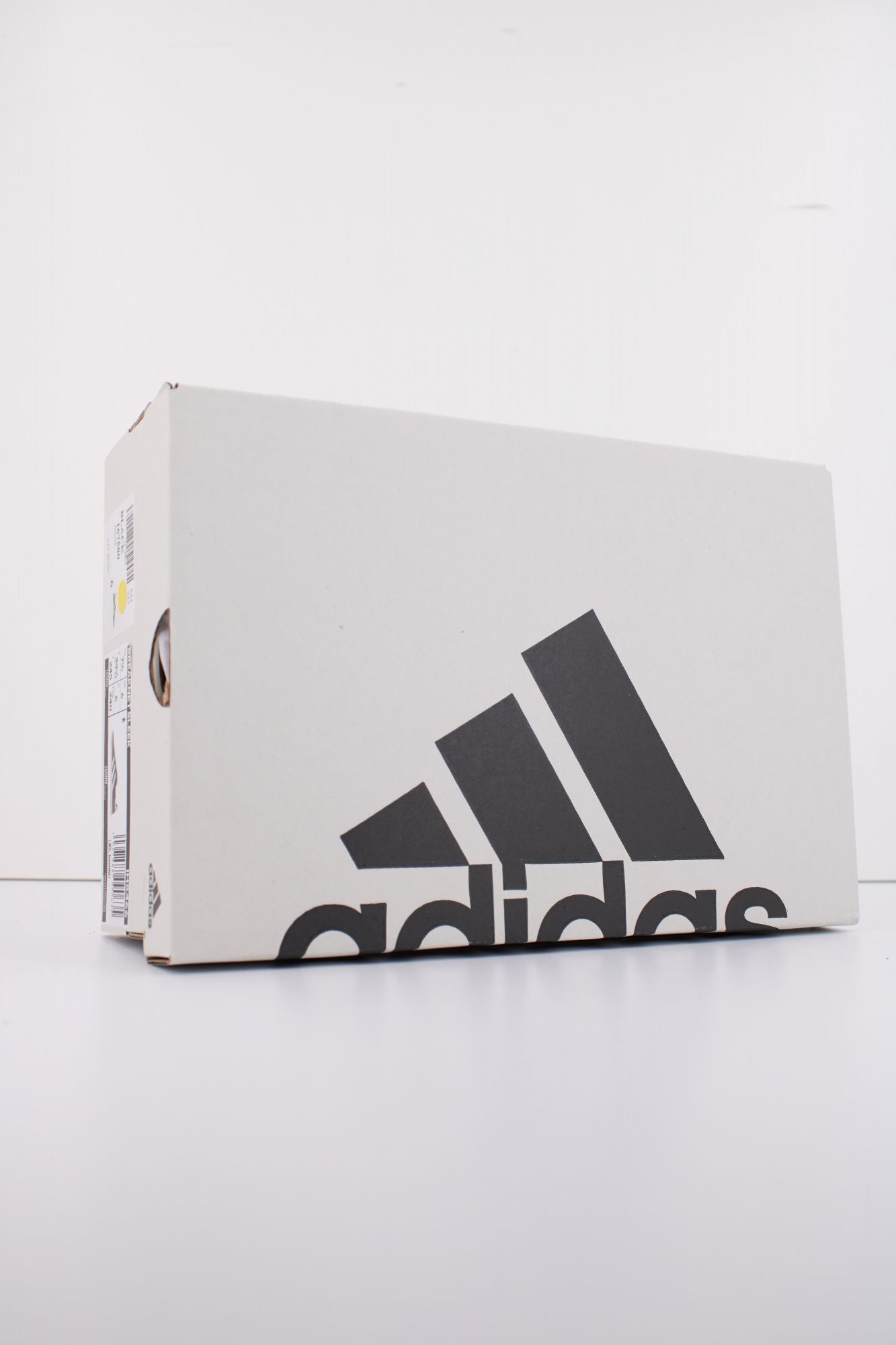 ADIDAS BREAKNET SLEEK en color NEGRO (6)
