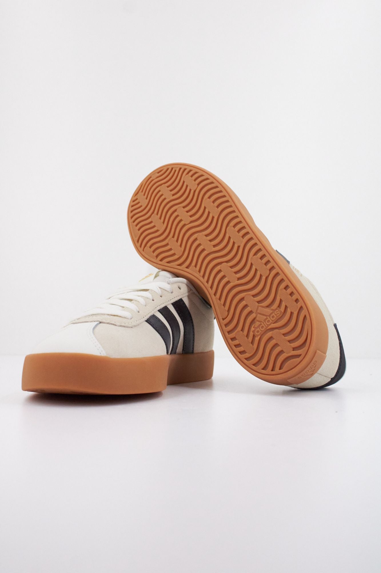 ADIDAS VL COURT 3.0 en color BLANCO (5)