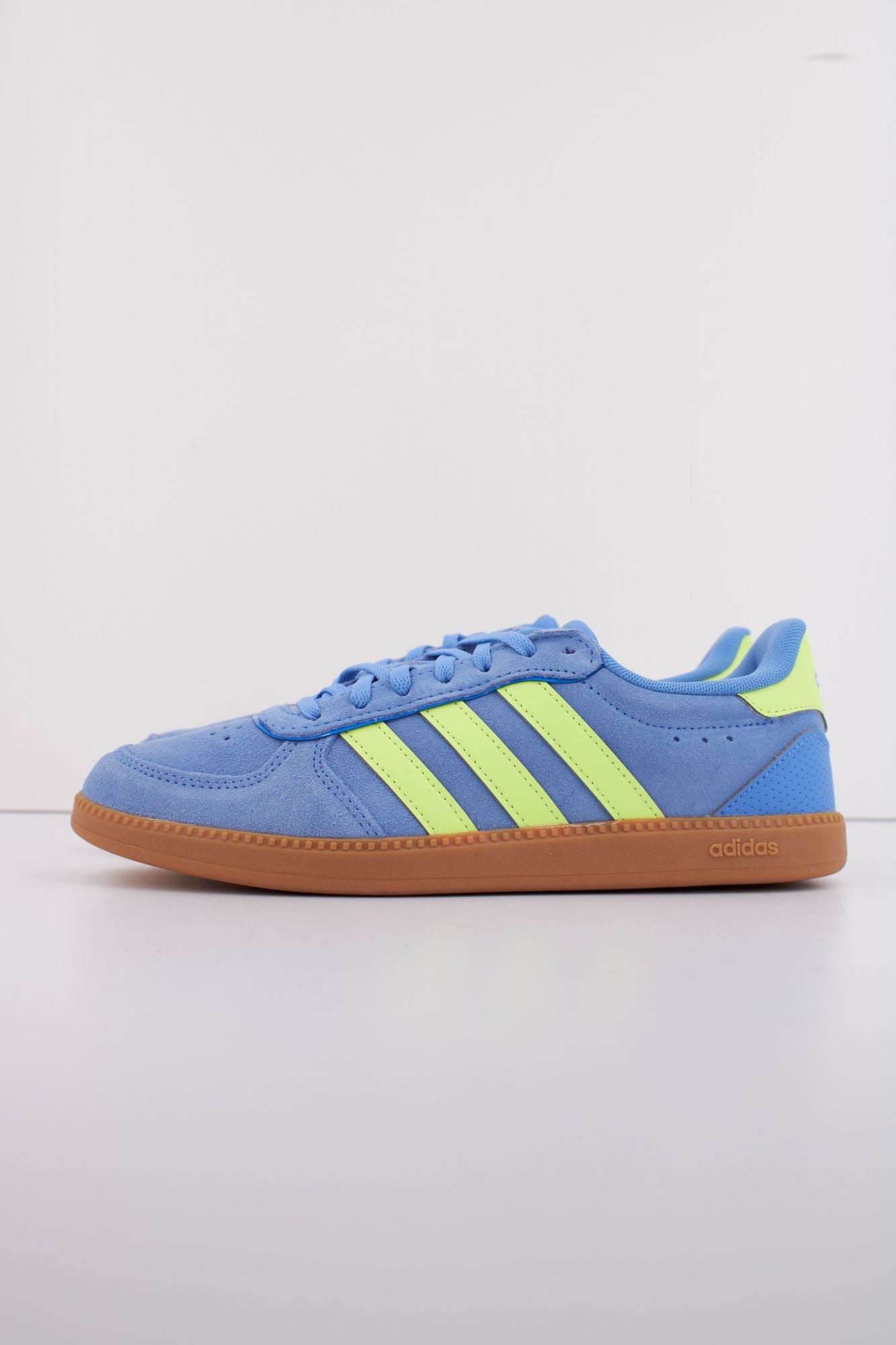 ADIDAS BREAKNET SLEEK en color AZUL (1)