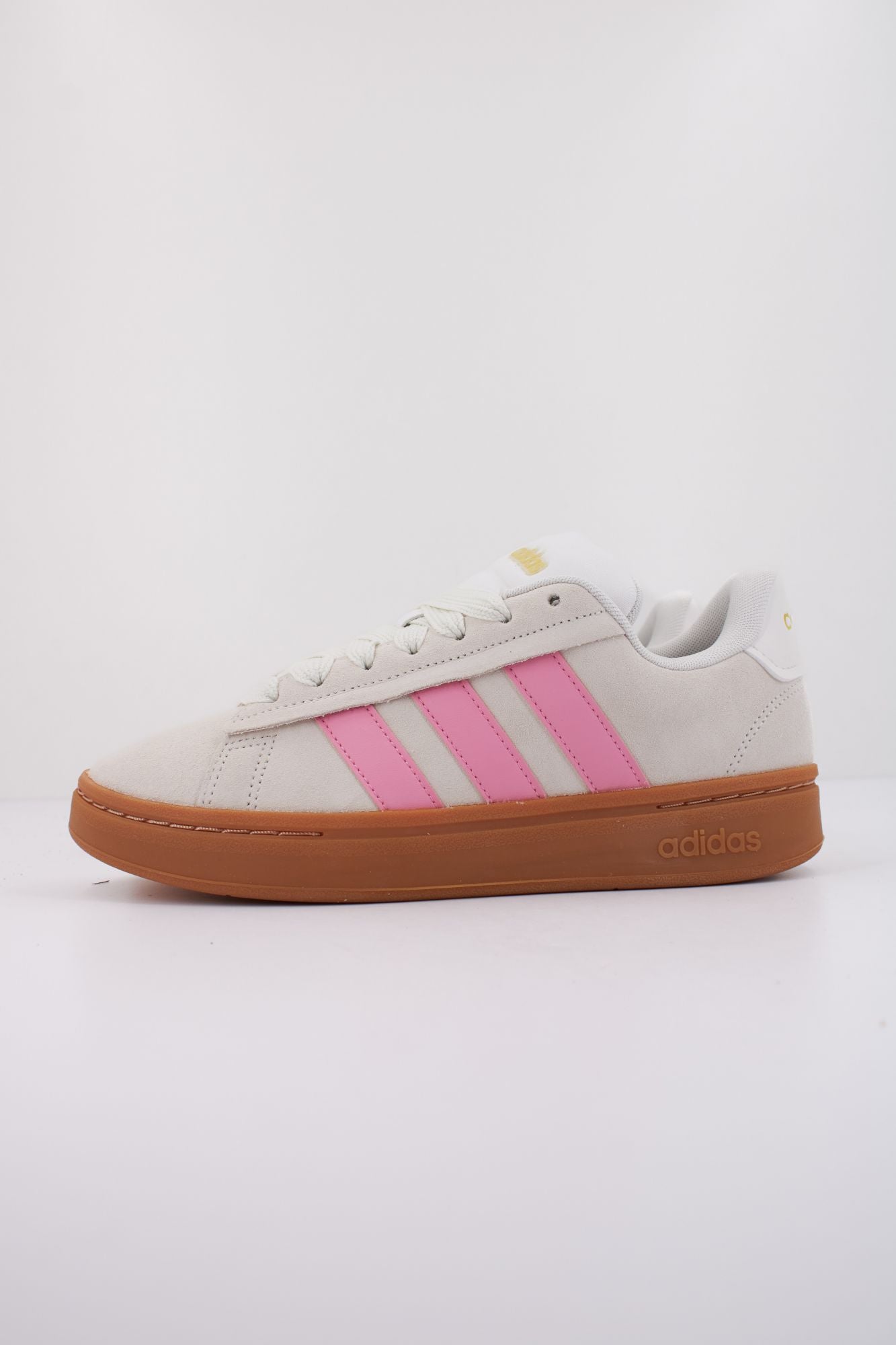 ADIDAS GRAND COURT ALPHA 0 en color BLANCO (1)