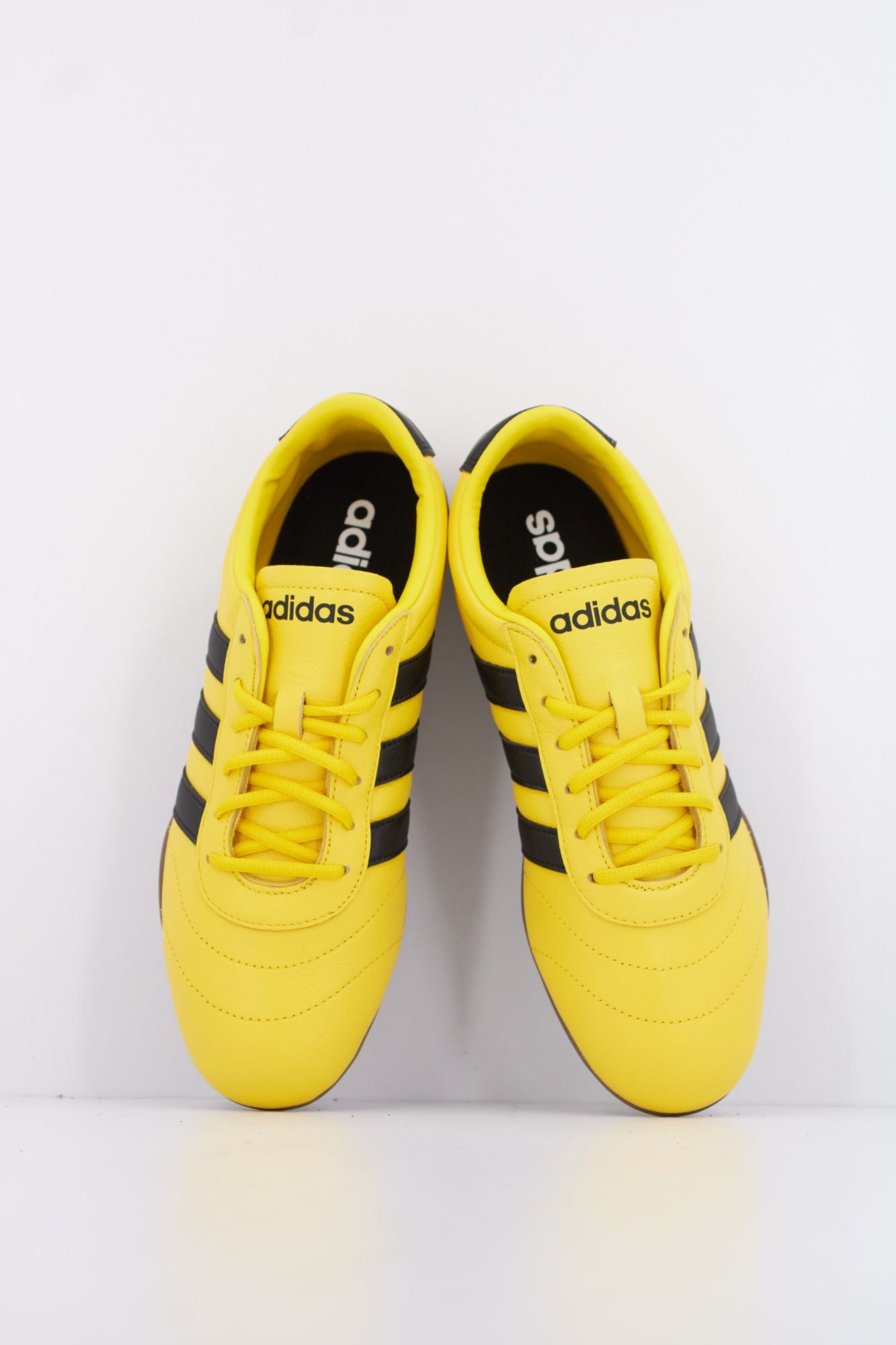 ADIDAS GRAND COURT LO en color AMARILLO (3)