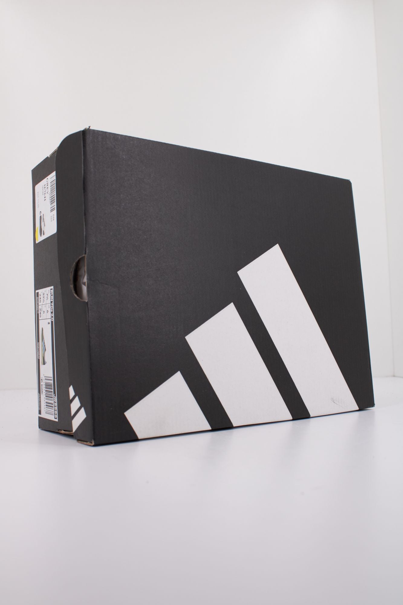 ADIDAS RUN 70s 2.0 en color GRIS (6)