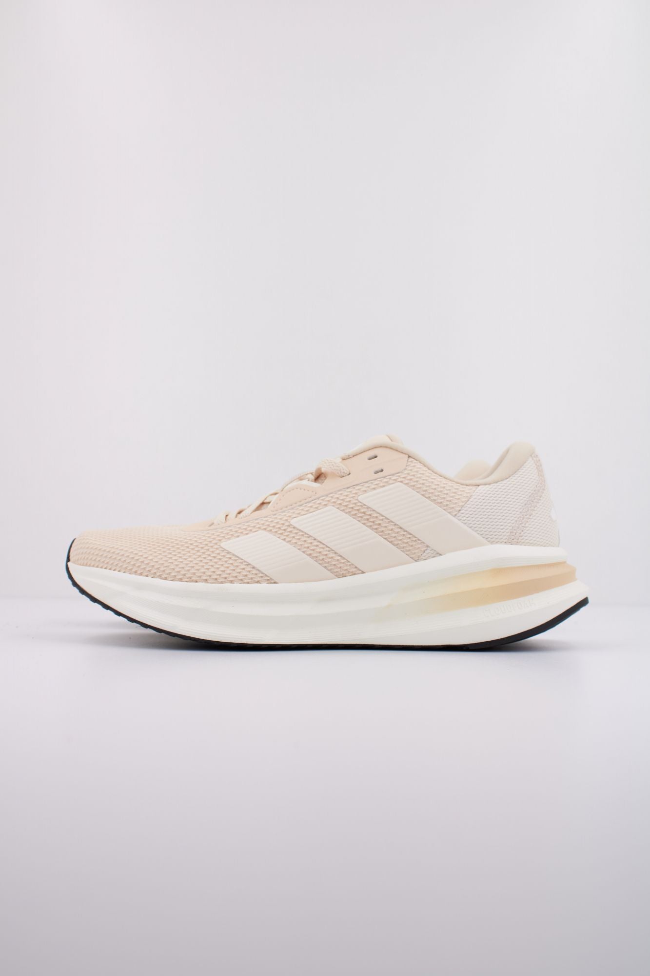ADIDAS GALAXY 7 W en color BEIS (1)
