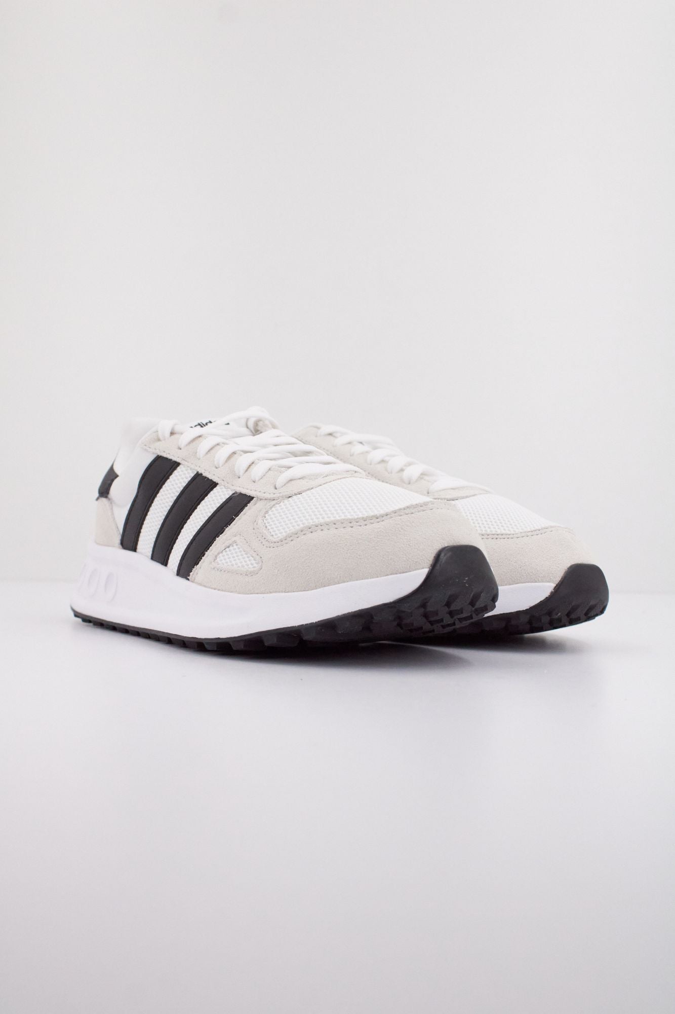 ADIDAS  RUN 84  en color BLANCO (2)