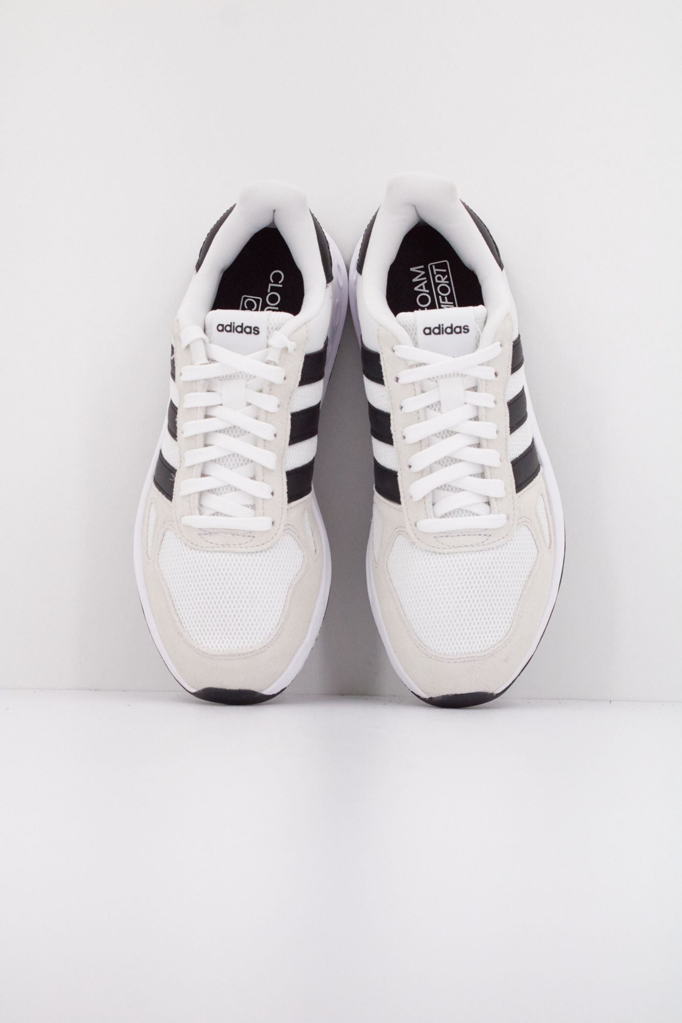 ADIDAS  RUN 84  en color BLANCO (3)