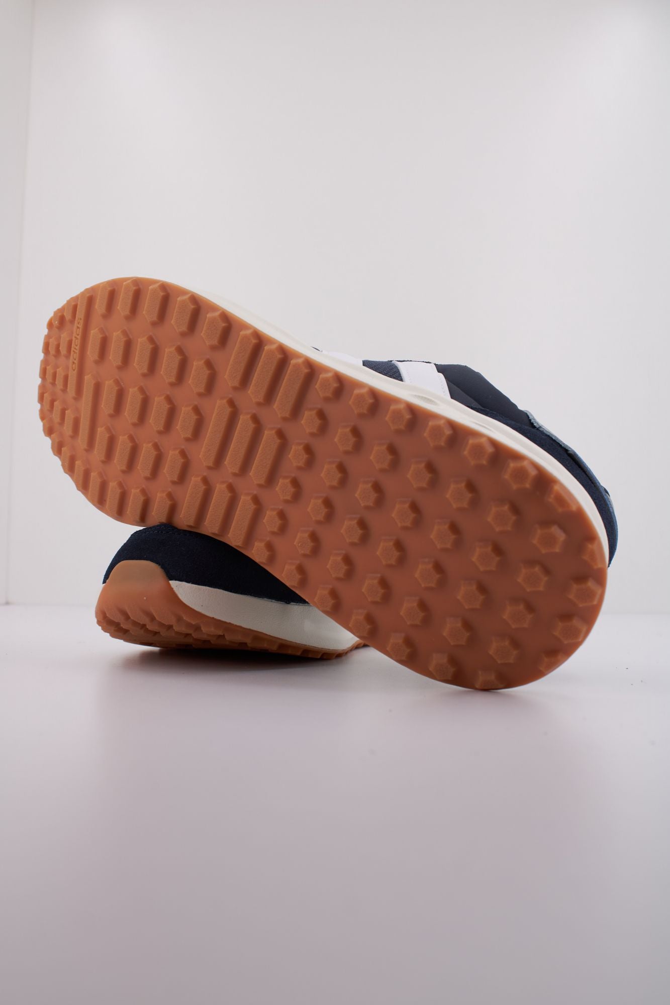 ADIDAS RUN 84 en color AZUL (5)