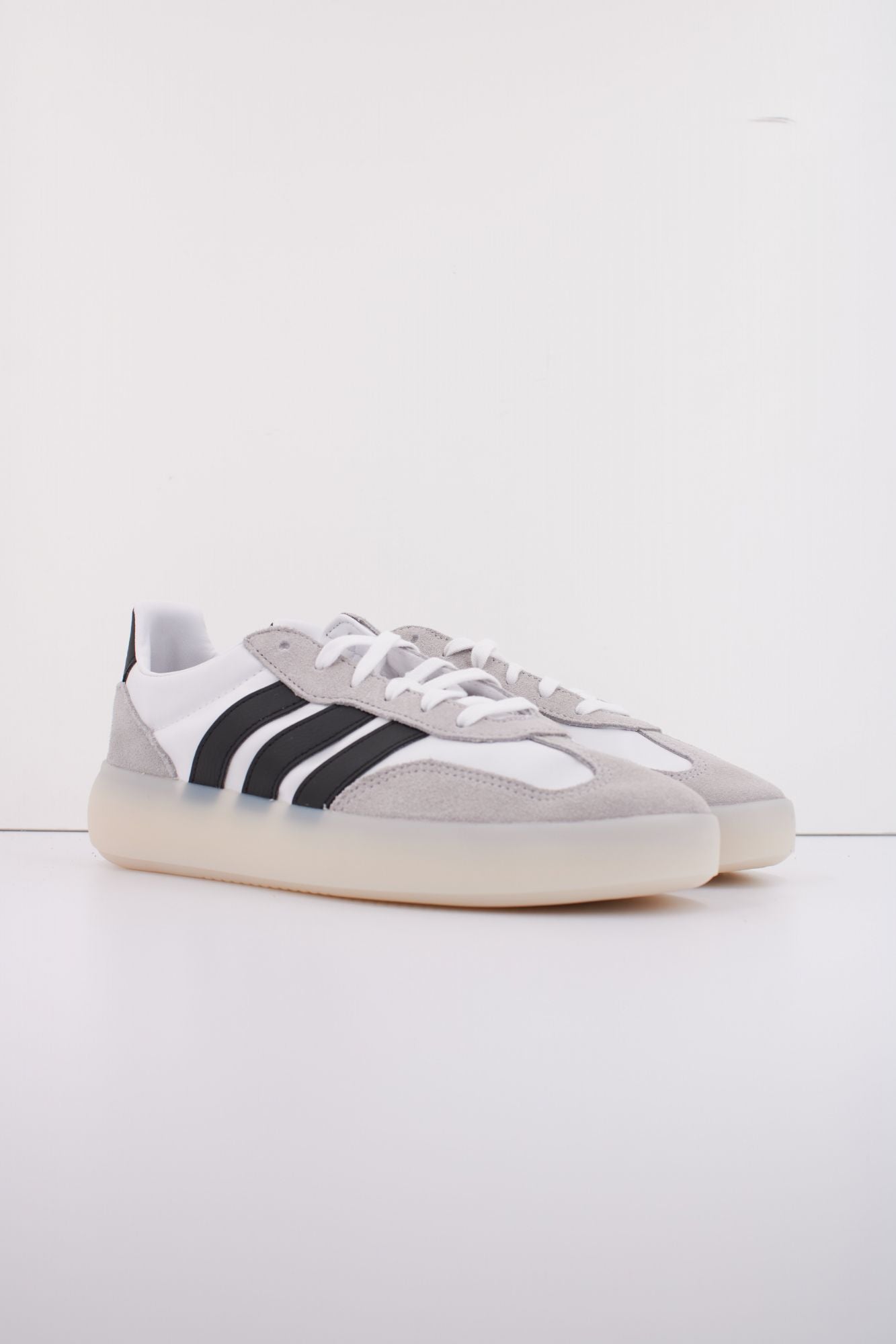 ADIDAS BARREDA DECODE en color BLANCO (2)