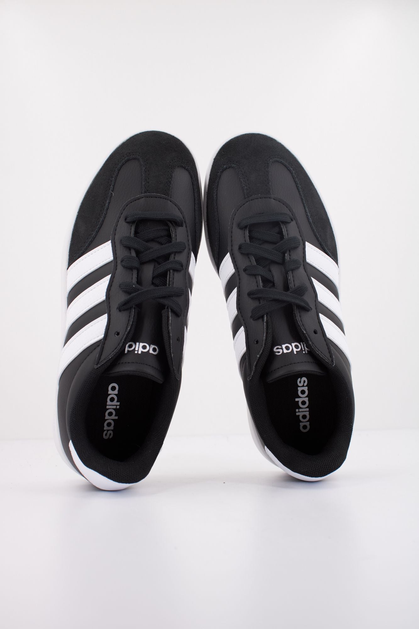 ADIDAS  BARREDA  en color NEGRO (3)