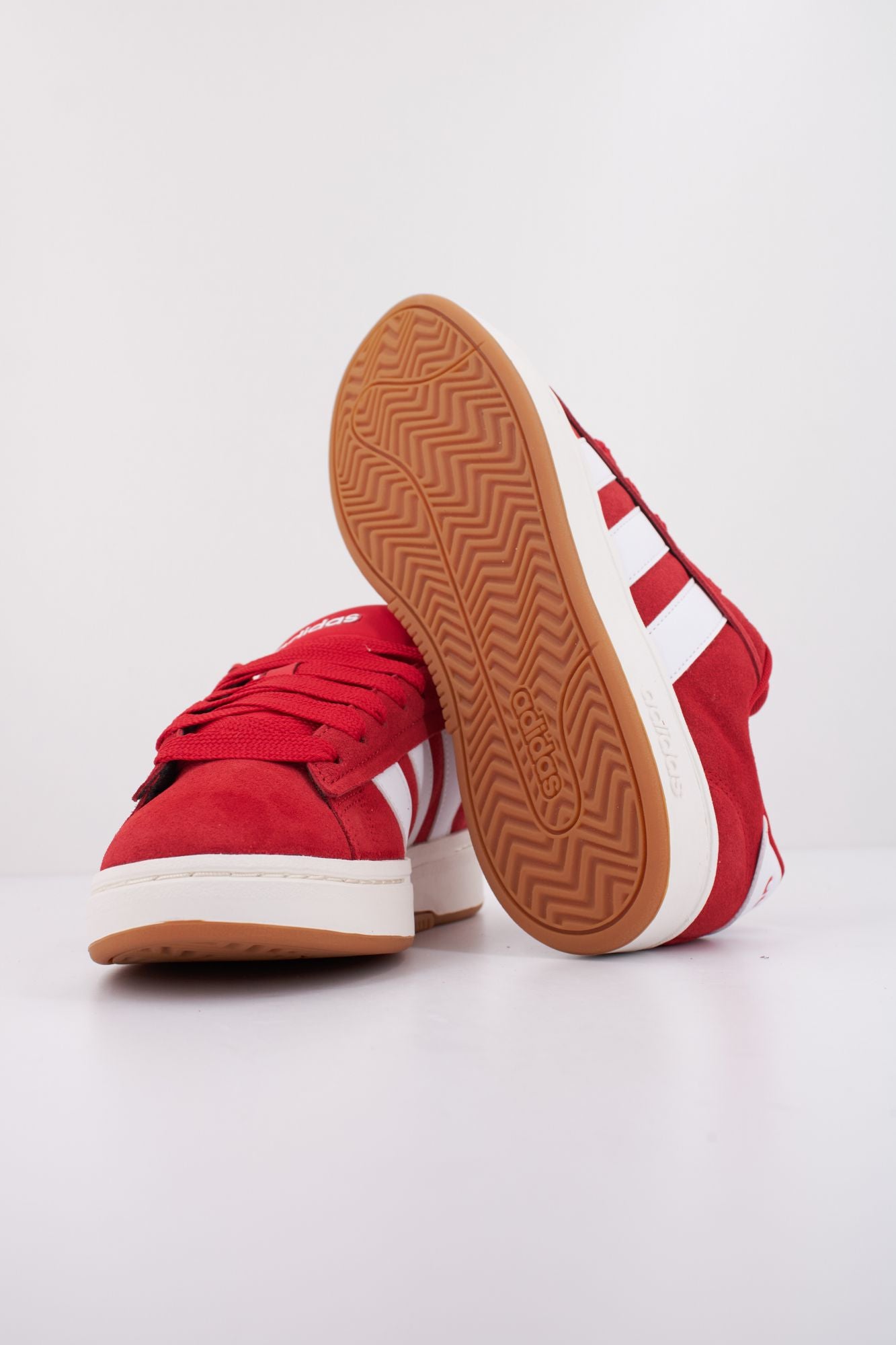 ADIDAS COURT ALPHA en color ROJO (5)