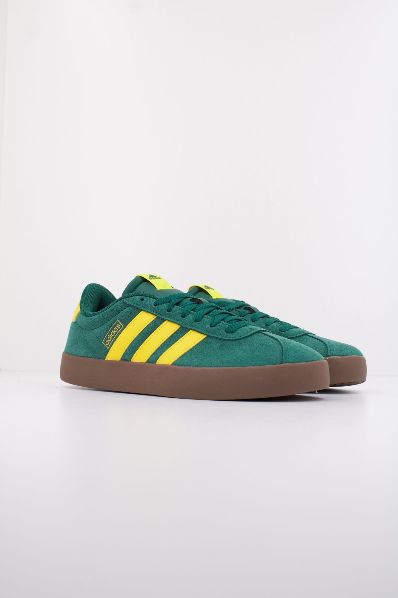 ADIDAS COURT 3.0 en color VERDE (2)