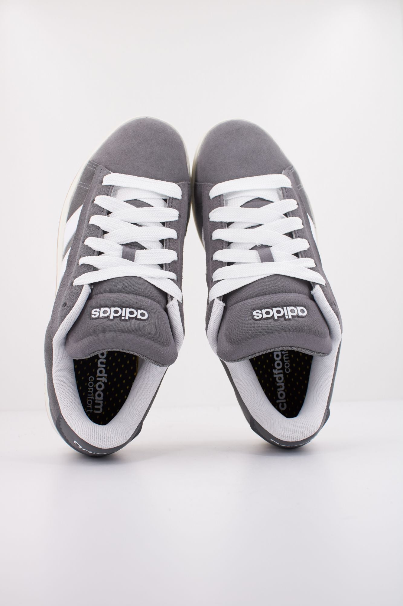 ADIDAS GRAND COURT ALPHA en color GRIS (3)