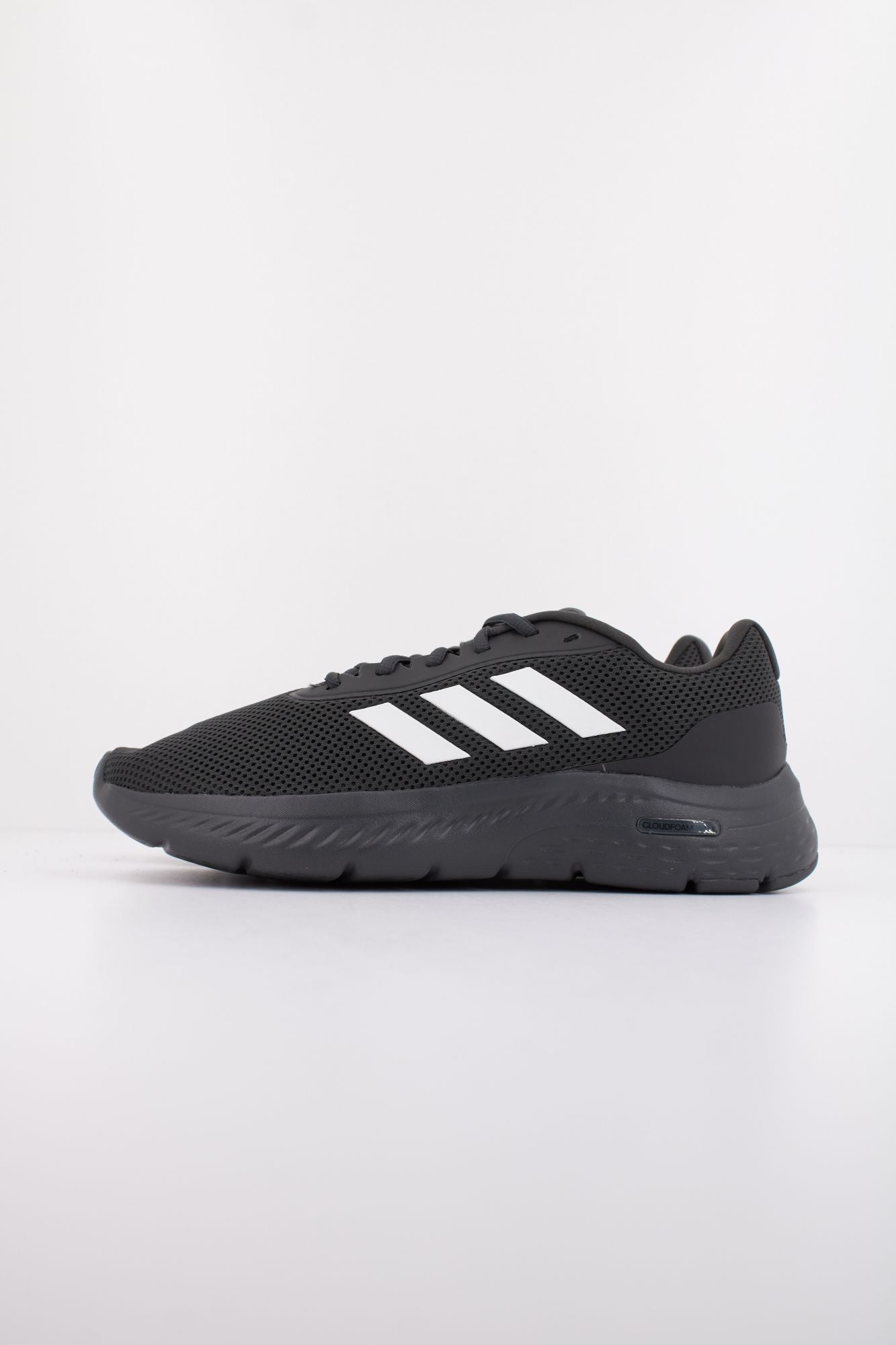 ADIDAS CLOUDFOAM MOVE en color NEGRO (1)