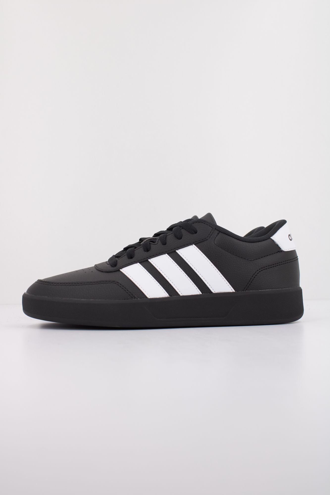 ADIDAS BREAKNET 3.0 en color NEGRO (1)