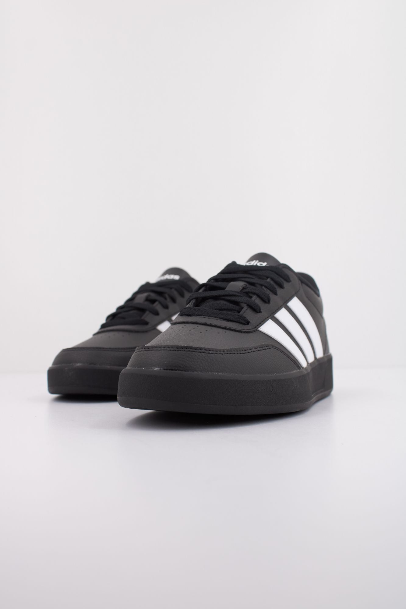 ADIDAS BREAKNET 3.0 en color NEGRO (2)