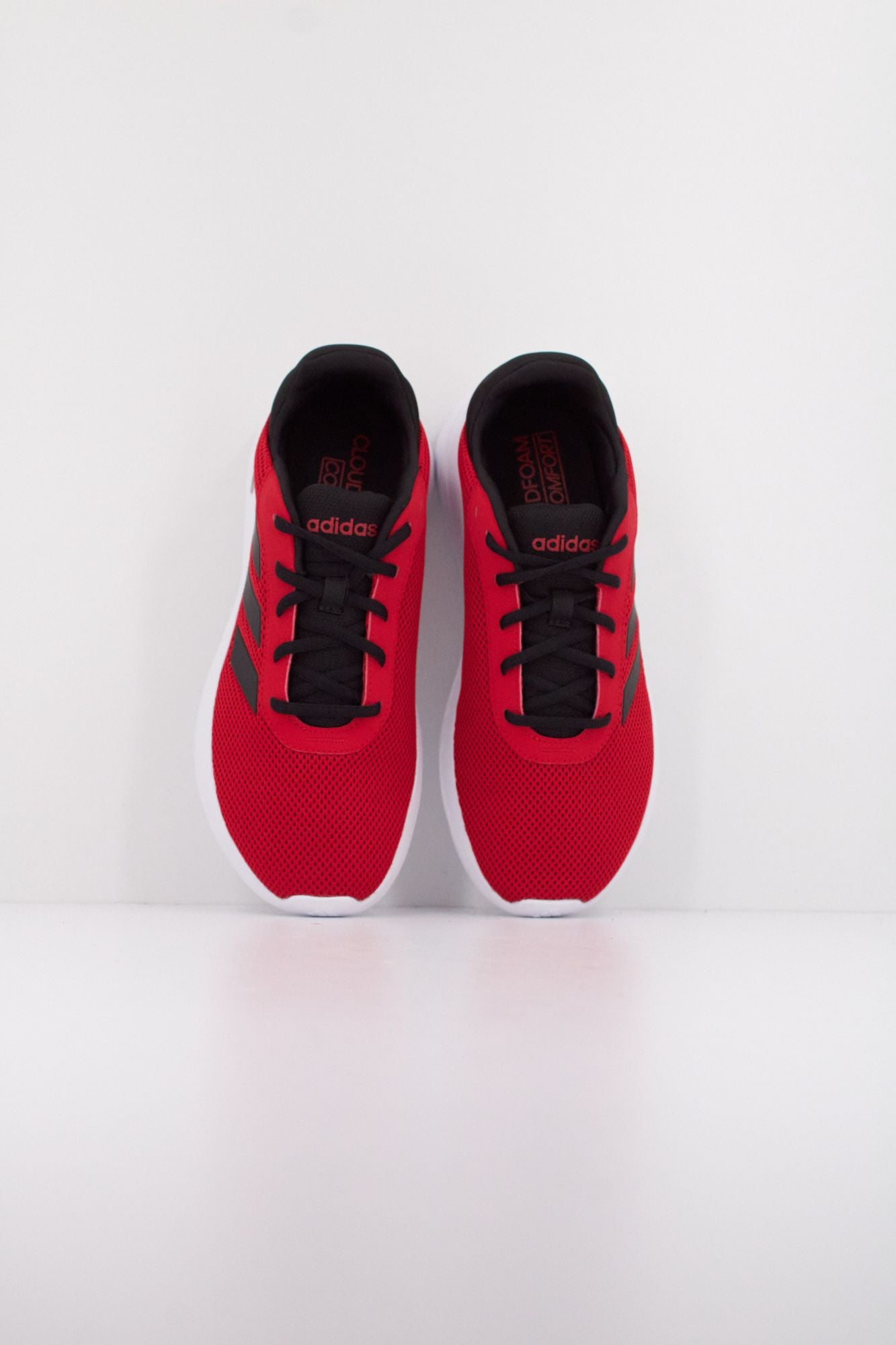 ADIDAS CLOUDFOAM COMFY en color ROJO (3)