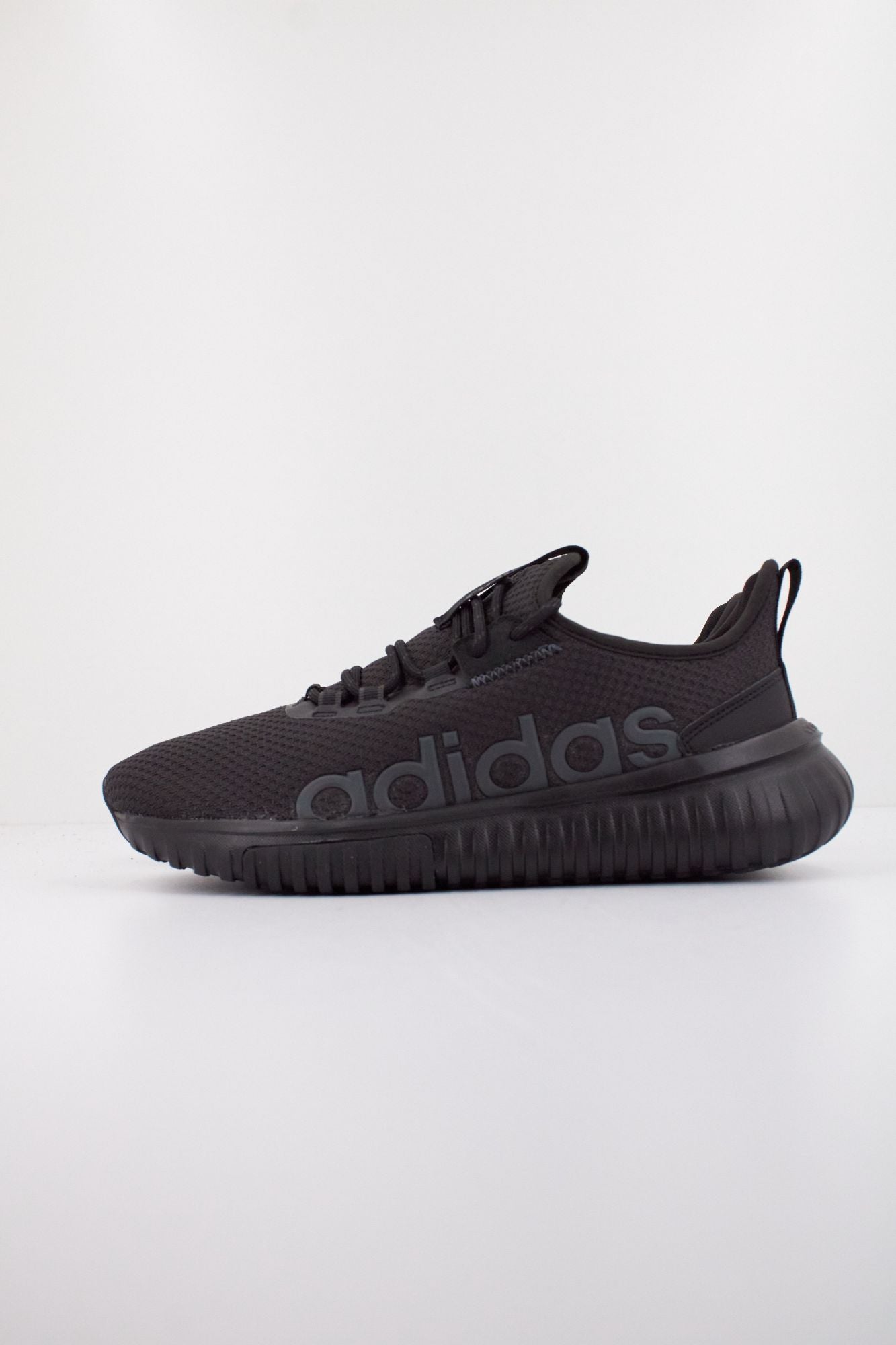 ADIDAS KAPTIR 4.0 en color NEGRO (1)