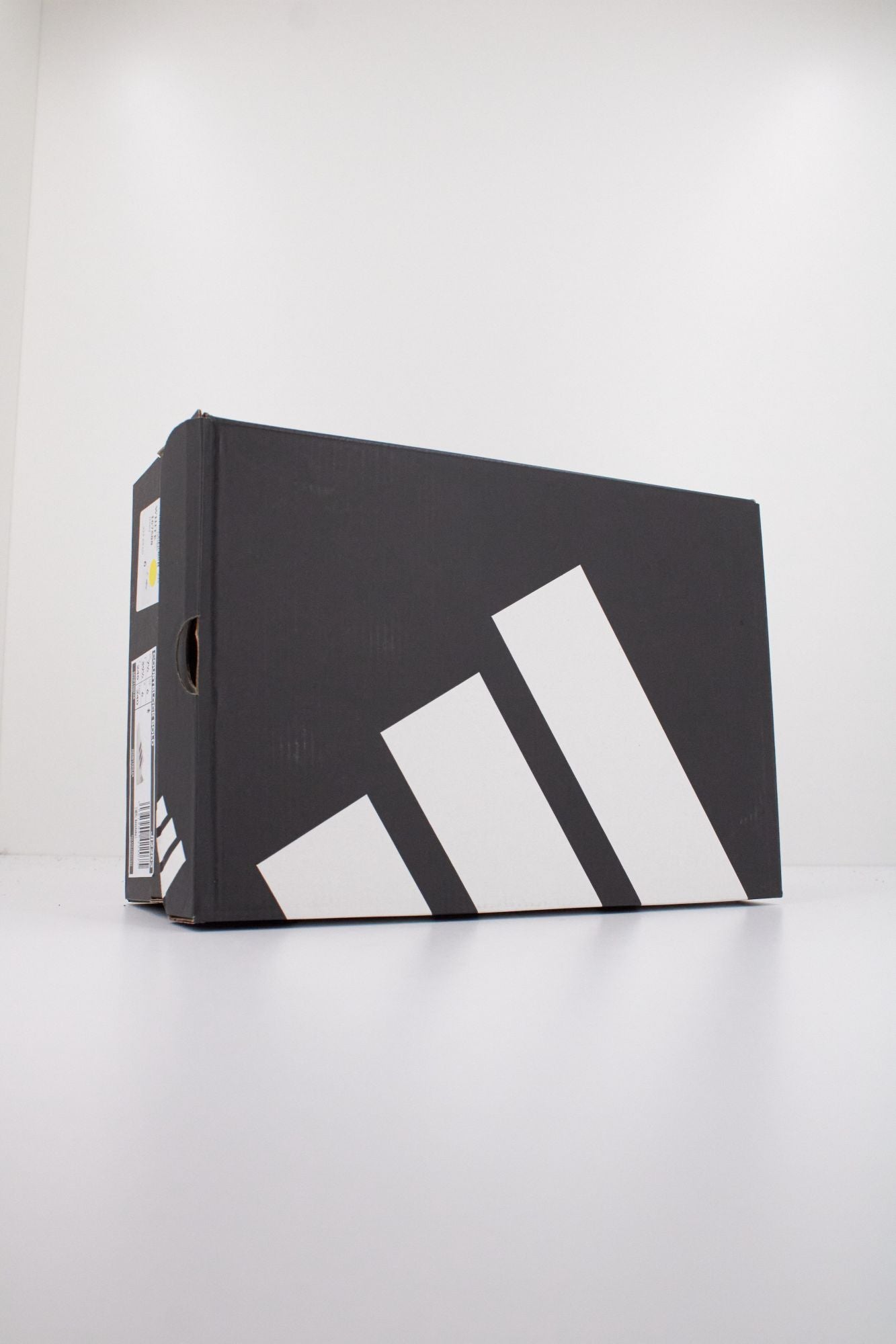 ADIDAS KAPTIR 4.0 en color NEGRO (6)