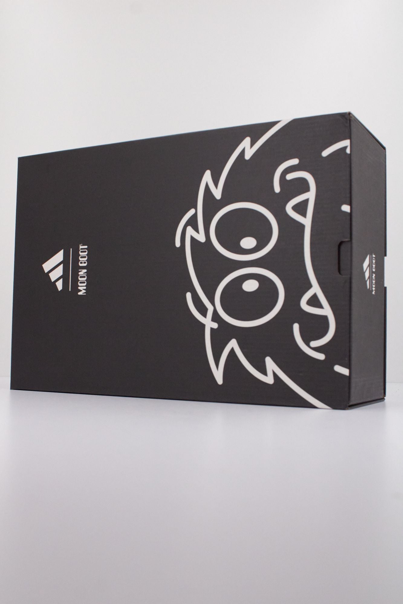 ADIDAS ADIDAS X MOON BOOT en color PLATA (6)