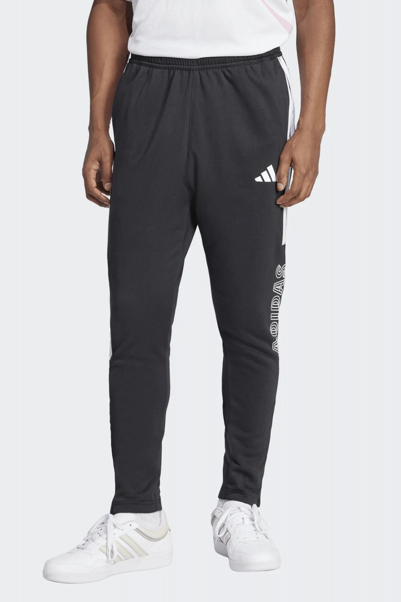 ADIDAS M TIRO FL PT en color NEGRO (1)