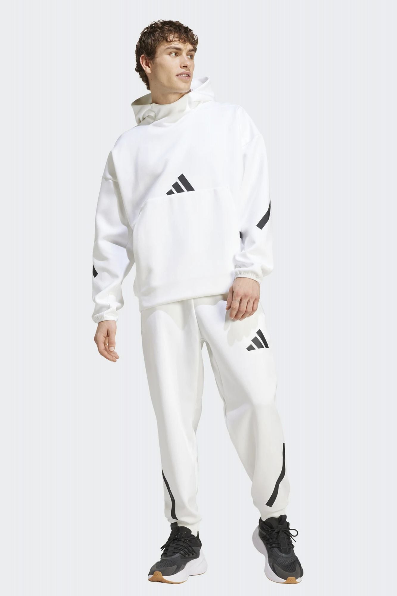 ADIDAS M Z.N.E. HD en color BLANCO (4)