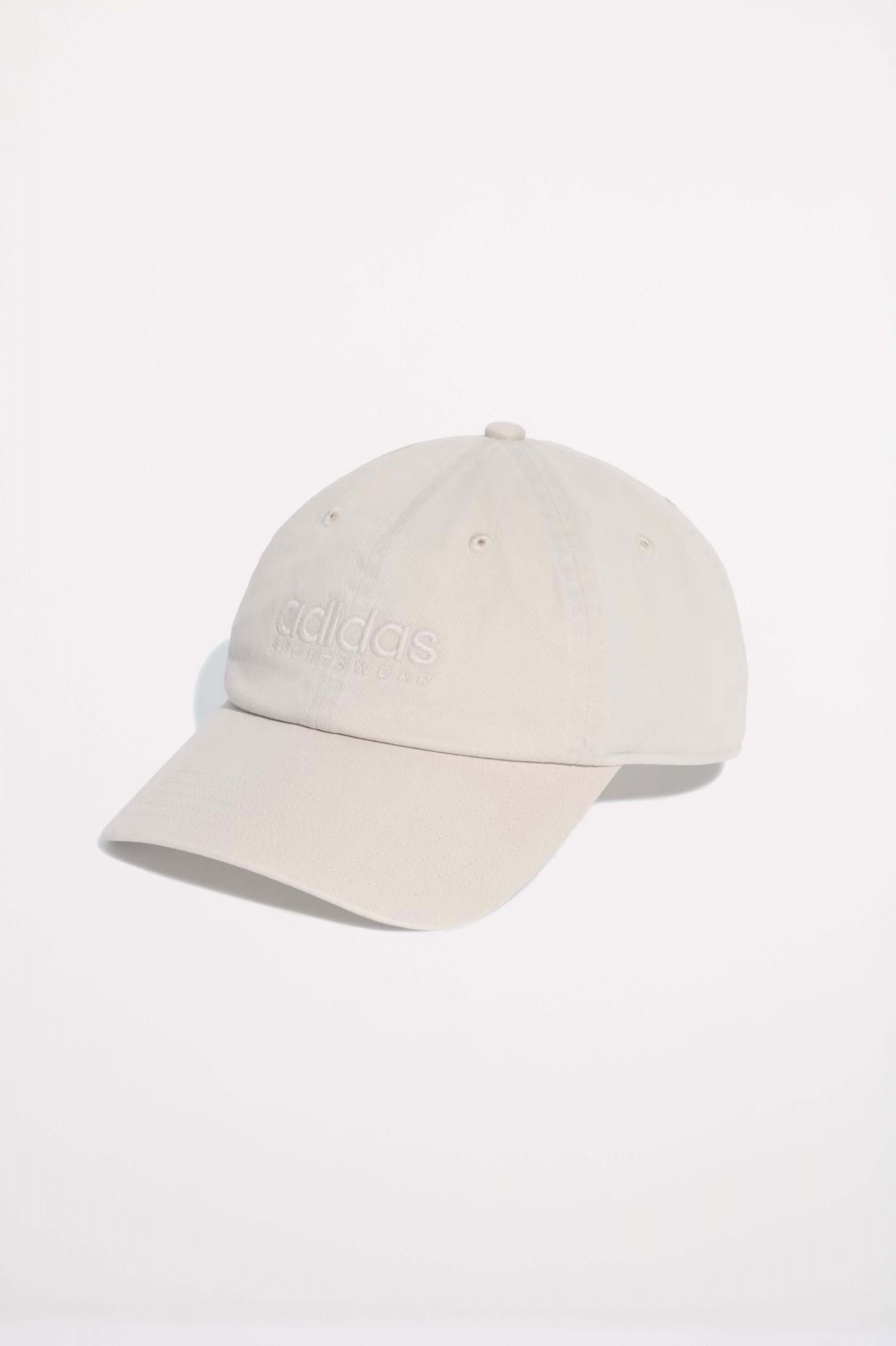ADIDAS  SPW DAD CAP  en color BEIS (1)