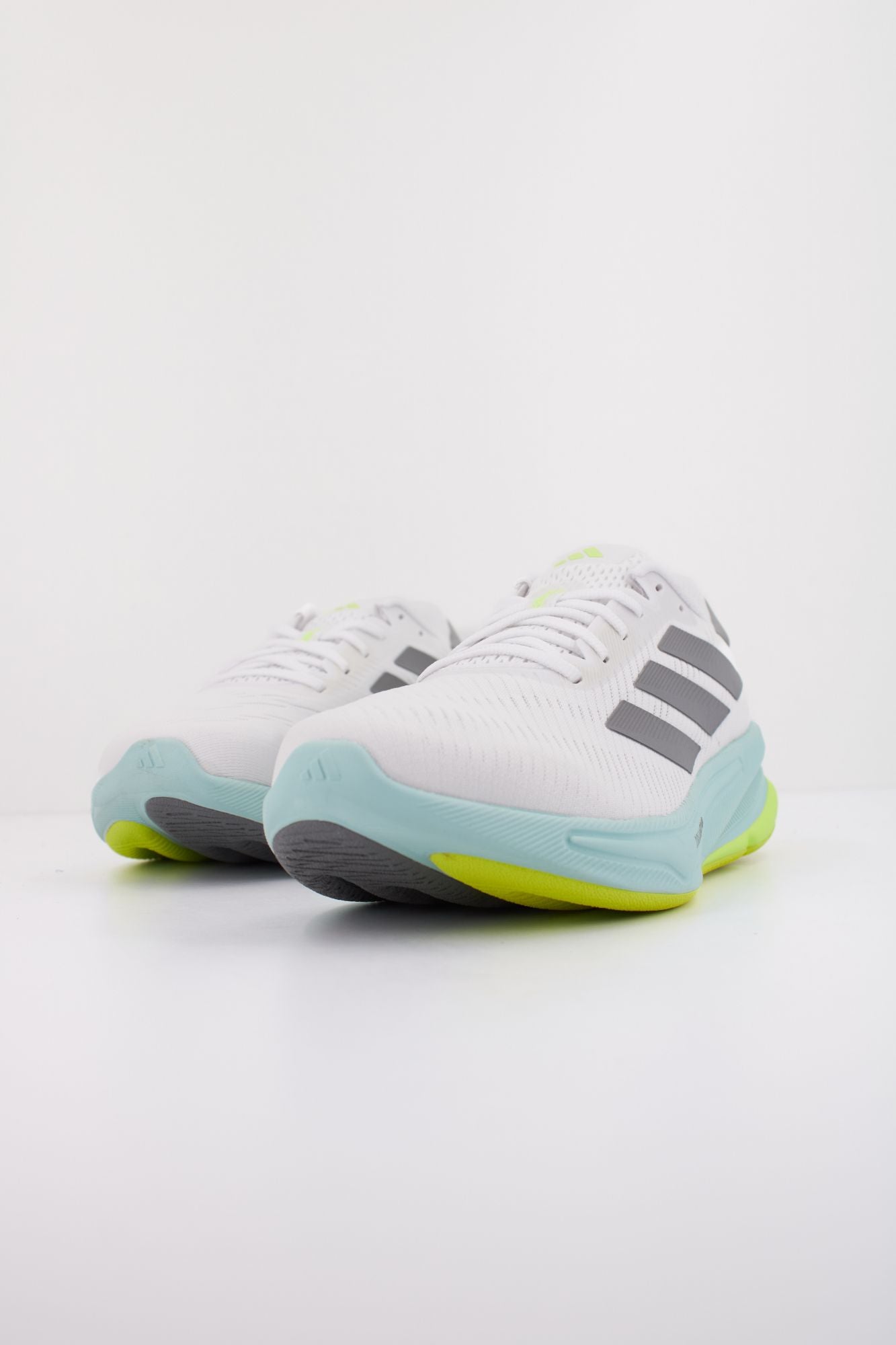 ADIDAS SUPERNOVA EASE M en color BLANCO (2)