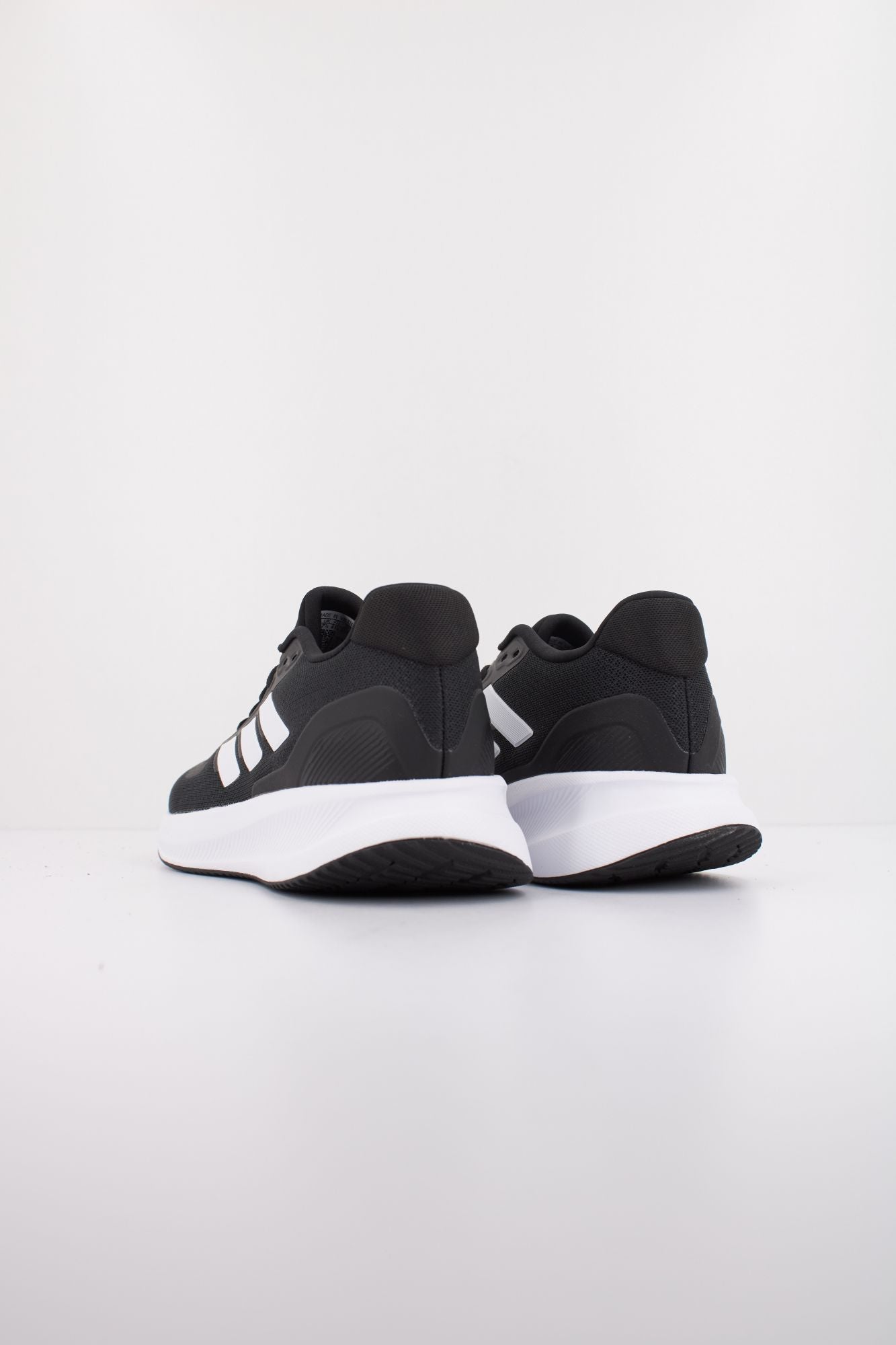 ADIDAS RUNFALCON 5 en color NEGRO (4)