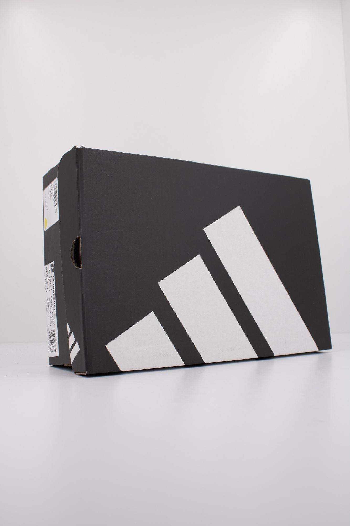 ADIDAS ULTRABOOST 5 en color BLANCO (6)