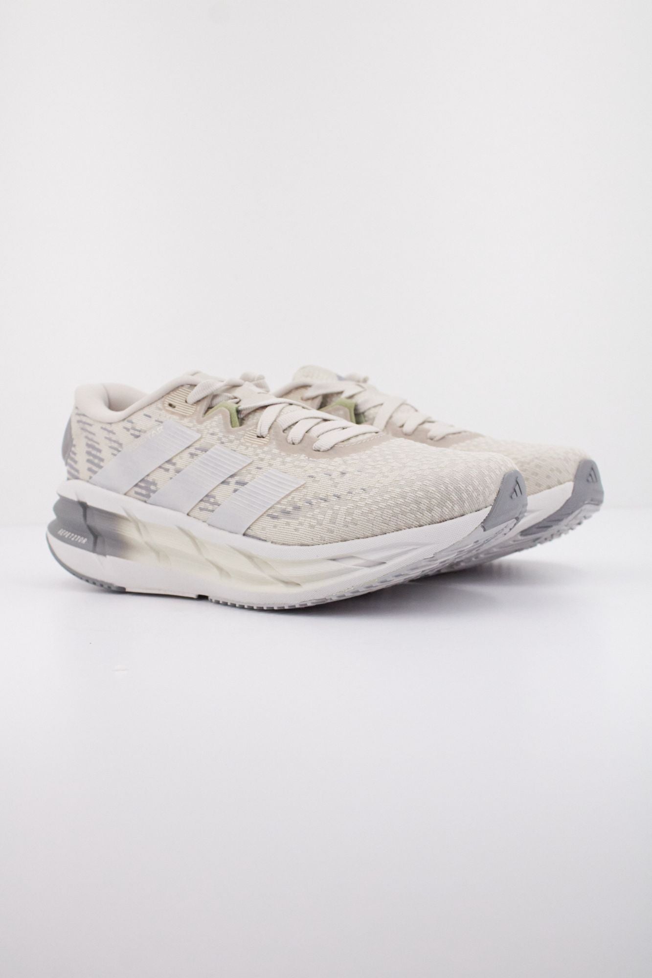 ADIDAS ADISTAR 4 M en color BEIS (2)