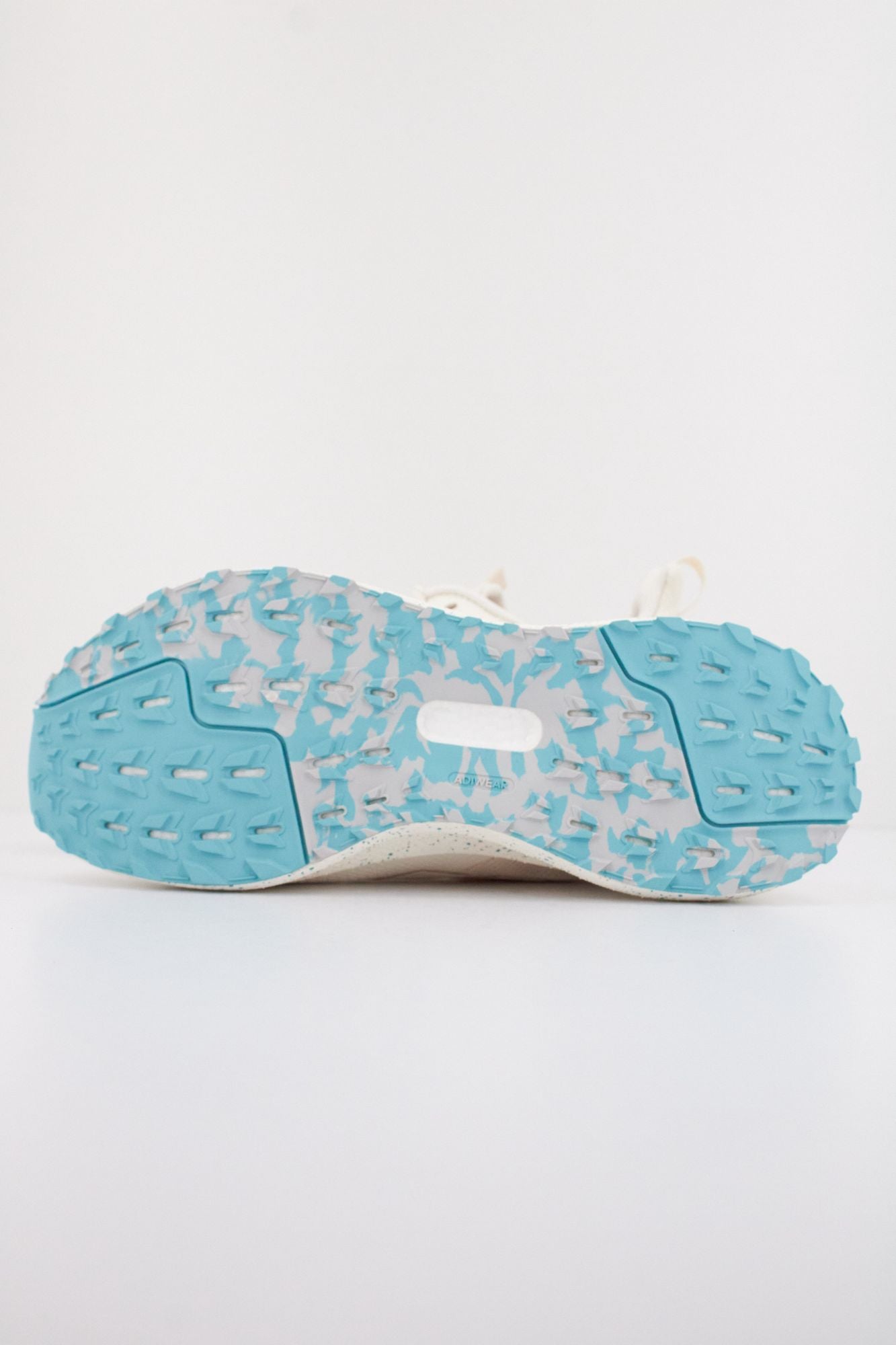 ADIDAS PUREBOOST 5 CLIMAWA en color BEIS (5)