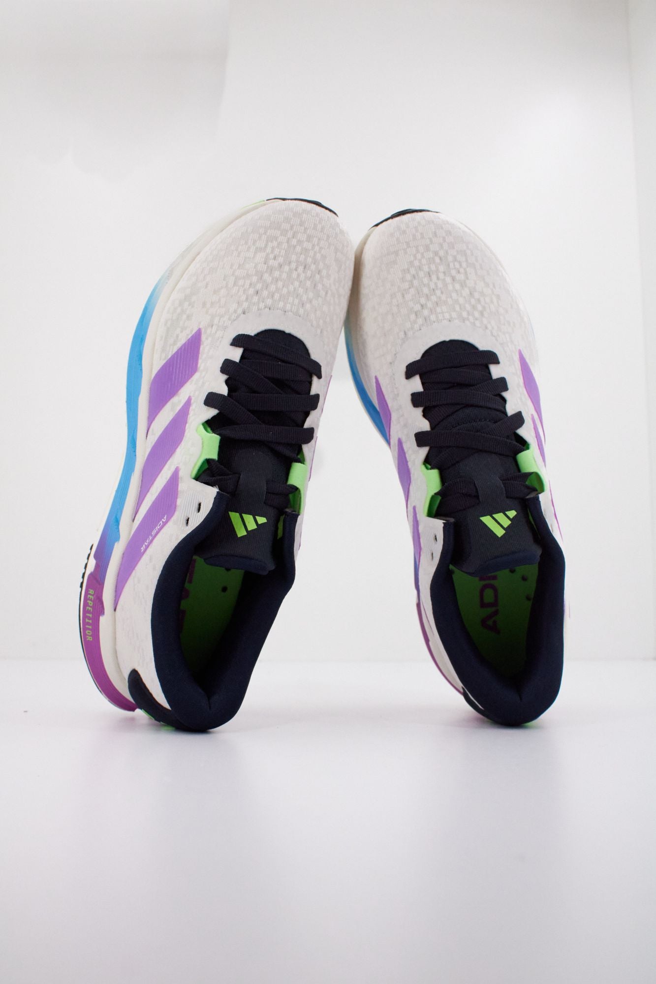 ADIDAS ADISTAR 4 M en color BLANCO (3)