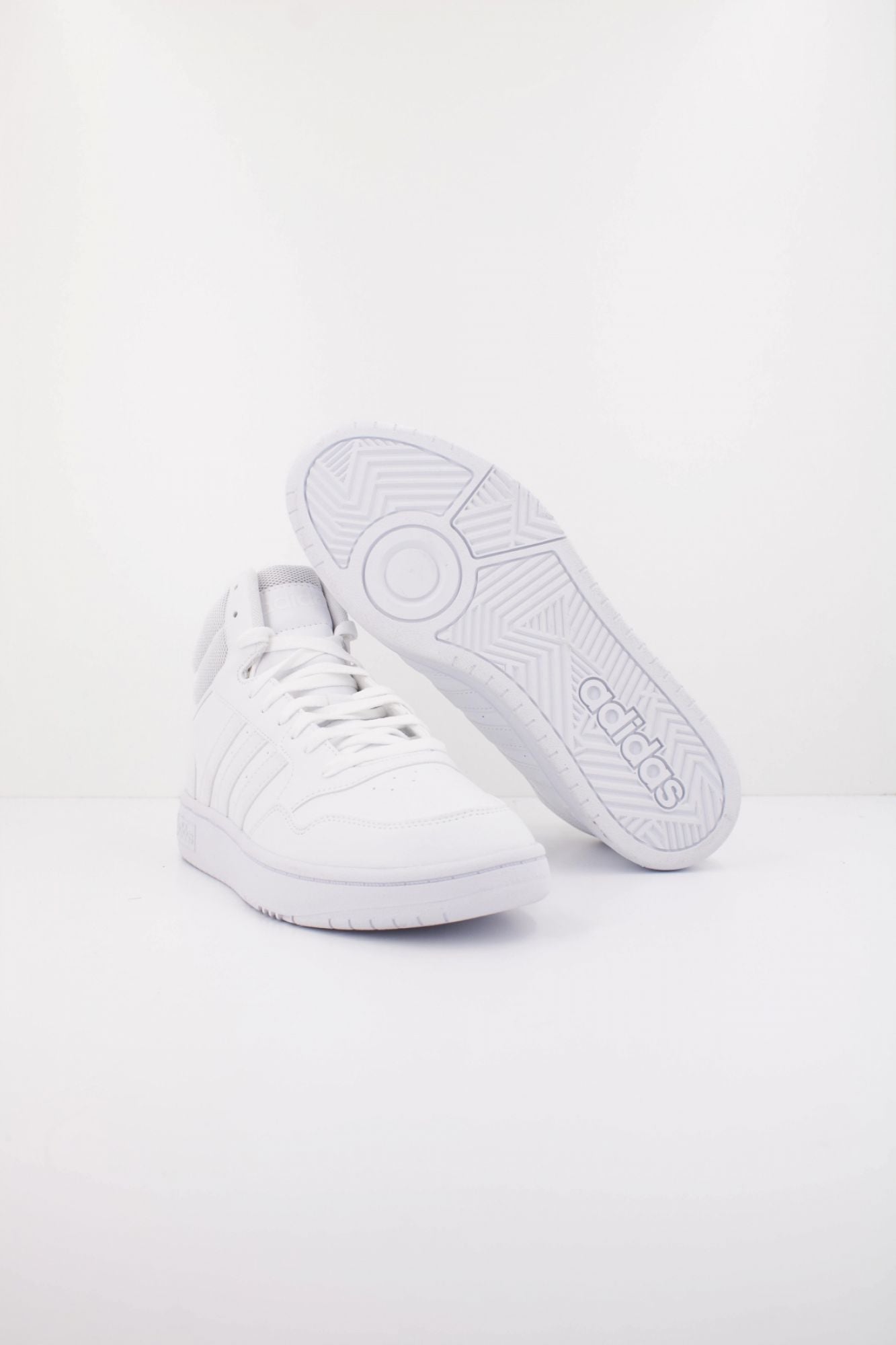 ADIDAS HOOPS 3.0 MID en color BLANCO (5)