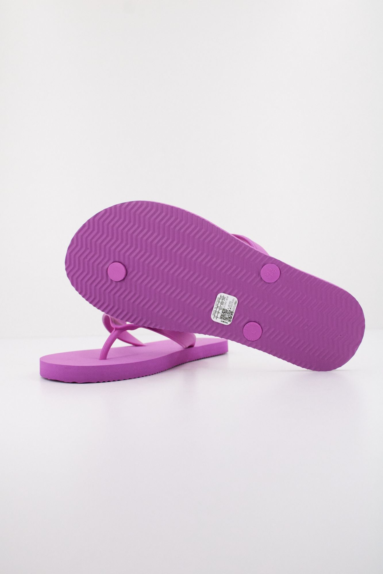 ADIDAS  KEITAKI ALPHA  en color VIOLETA (5)
