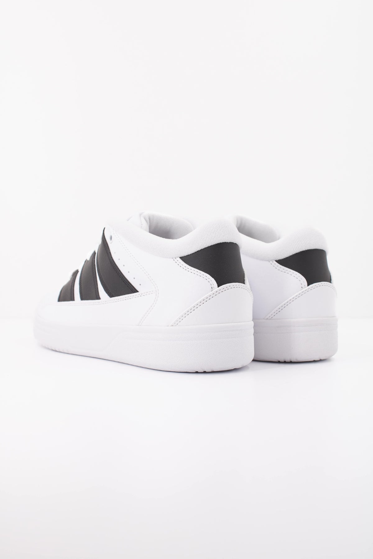ADIDAS BREAK START 2000 en color BLANCO (4)