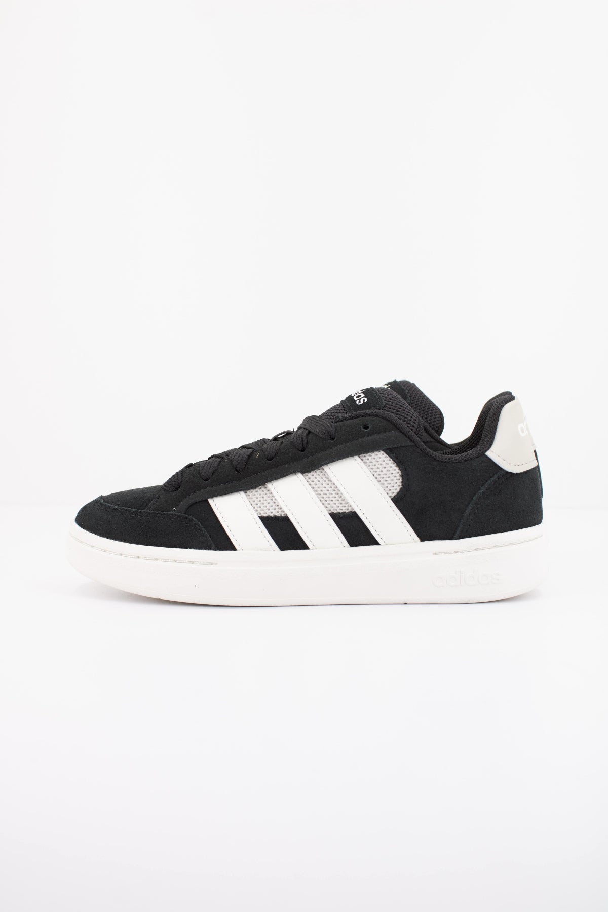 ADIDAS GC ALPHA SK8 en color NEGRO (1)