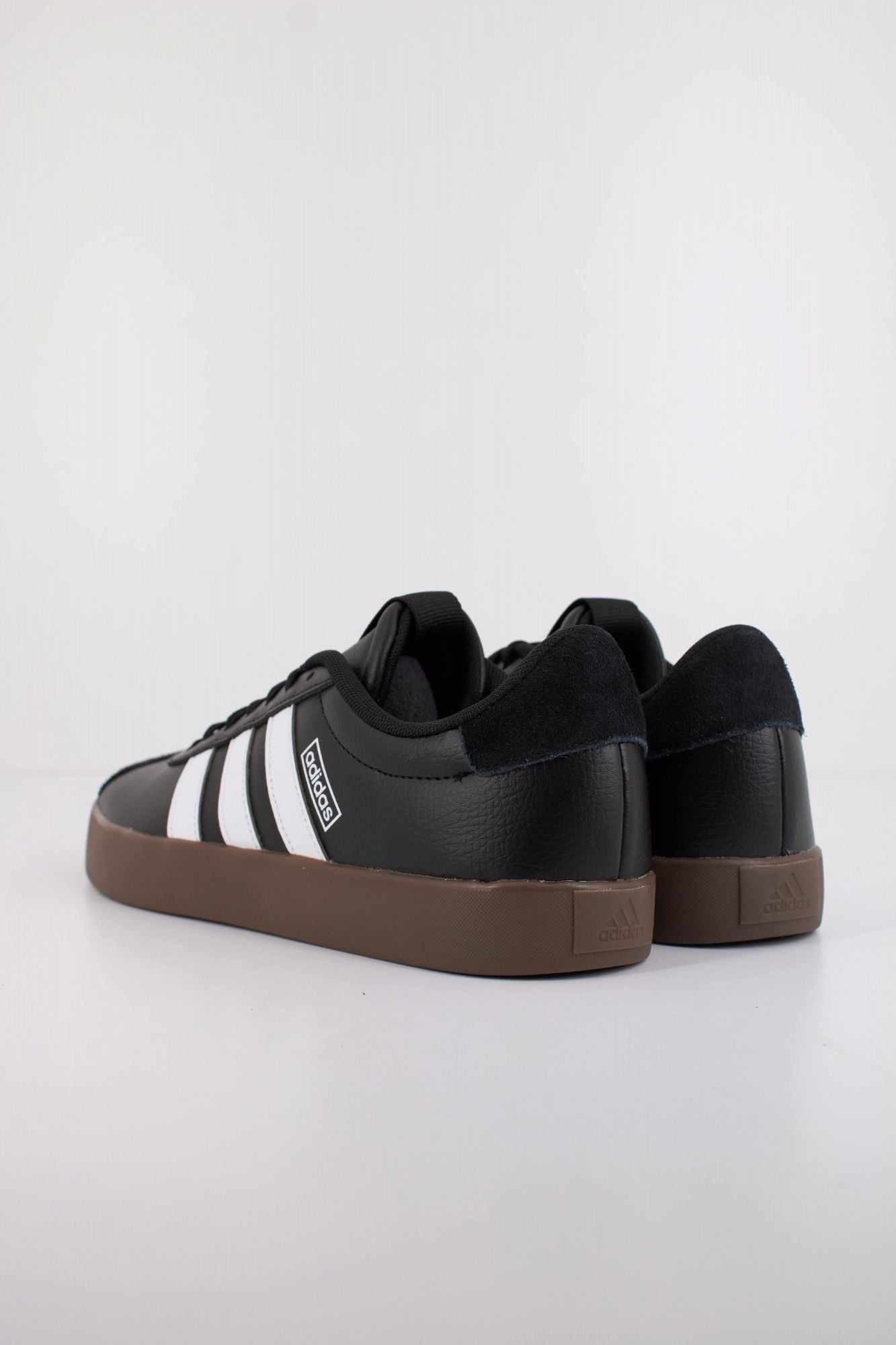 ADIDAS VL COURT 3.0 en color NEGRO (3)
