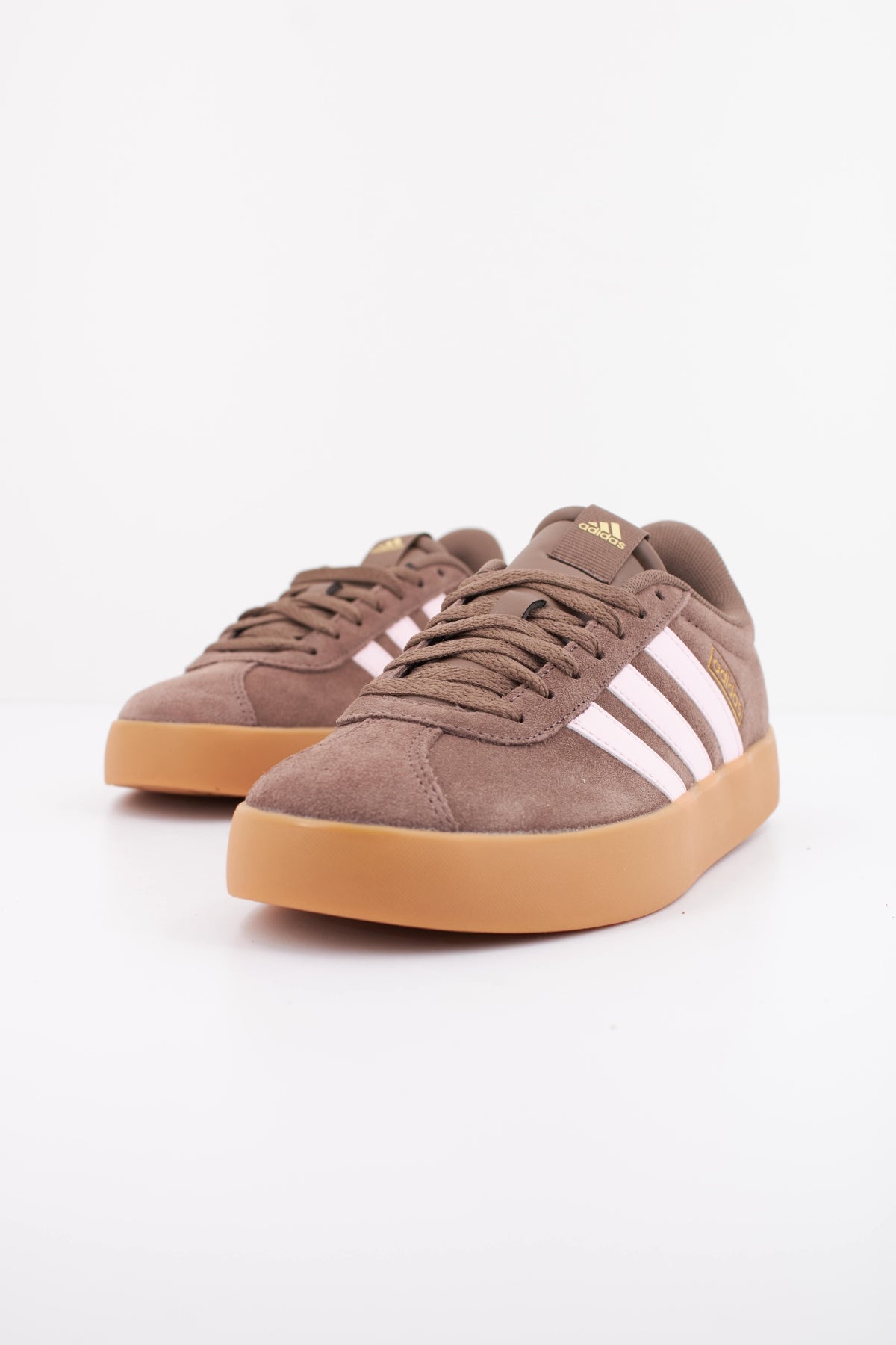 ADIDAS VL COURT 3.0 en color MARRON (2)