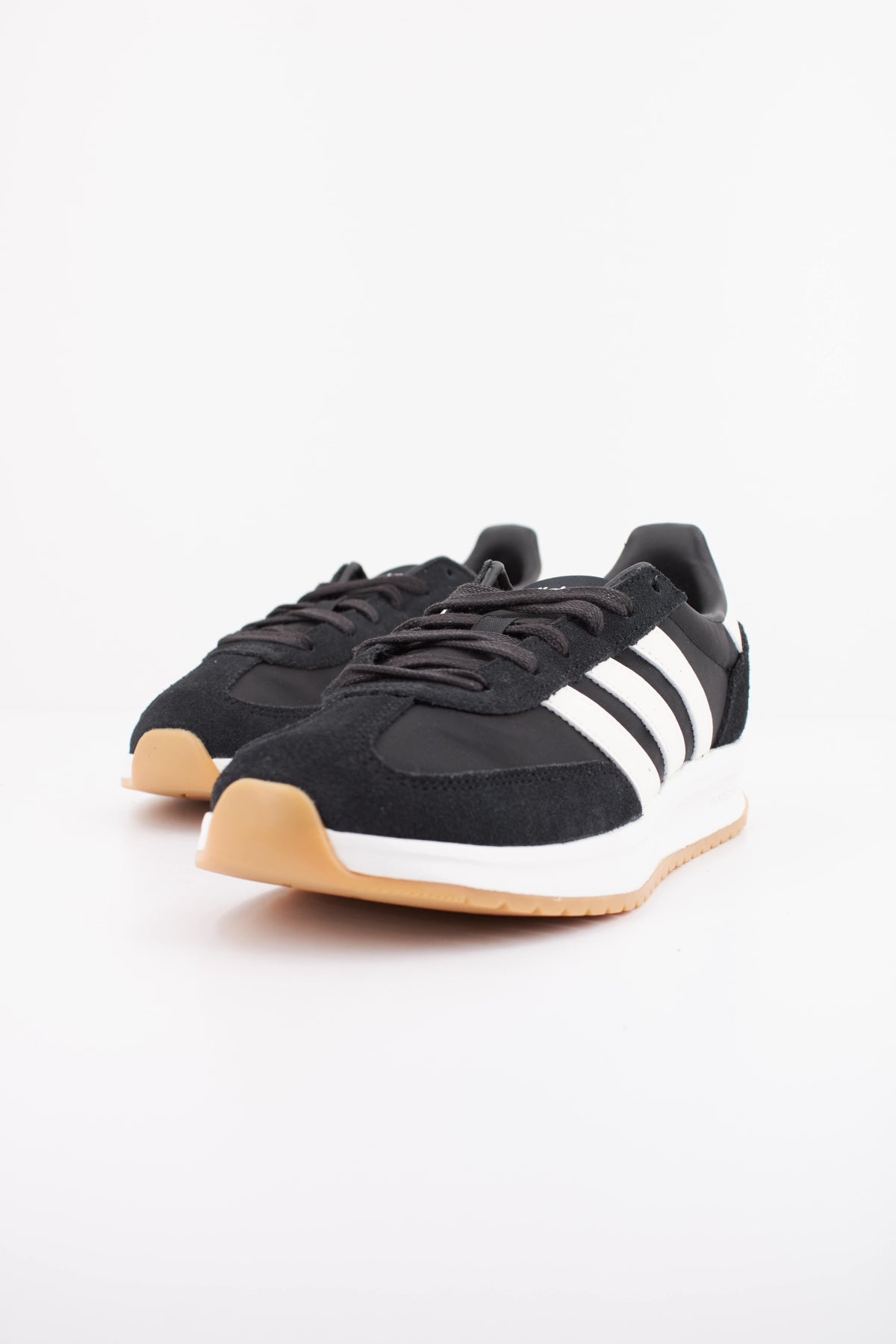 ADIDAS RUN 70S 2.0 en color NEGRO (2)