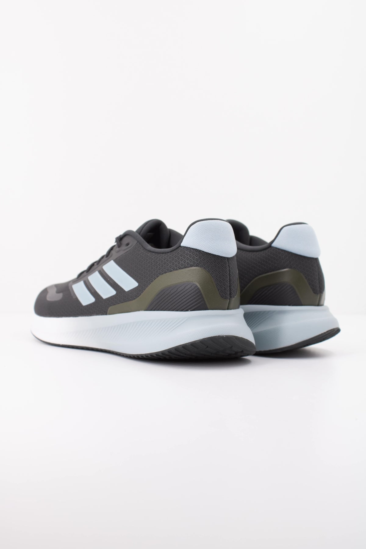 ADIDAS RUNFALCON 5 en color NEGRO (4)