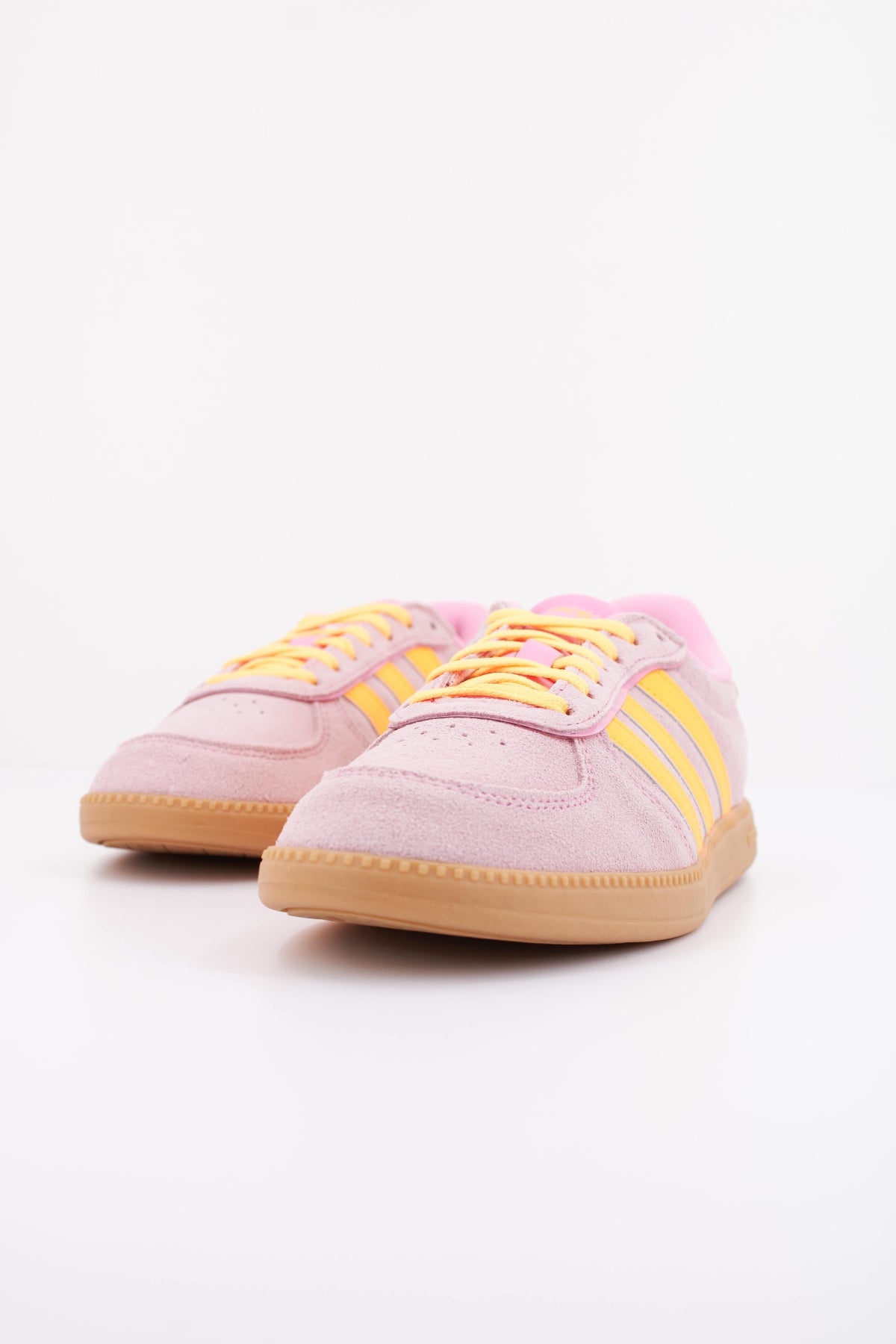 ADIDAS  BREAKNET SLEEK  en color ROSA (2)