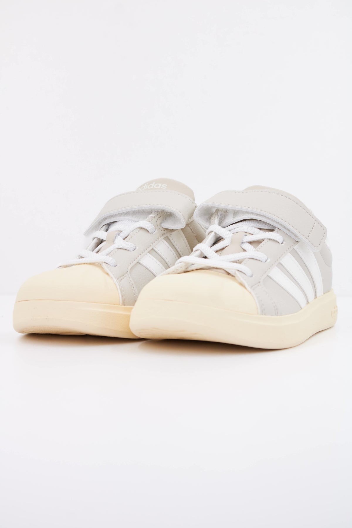 ADIDAS  STREETTALK EL C  en color MARRON CLARO (2)