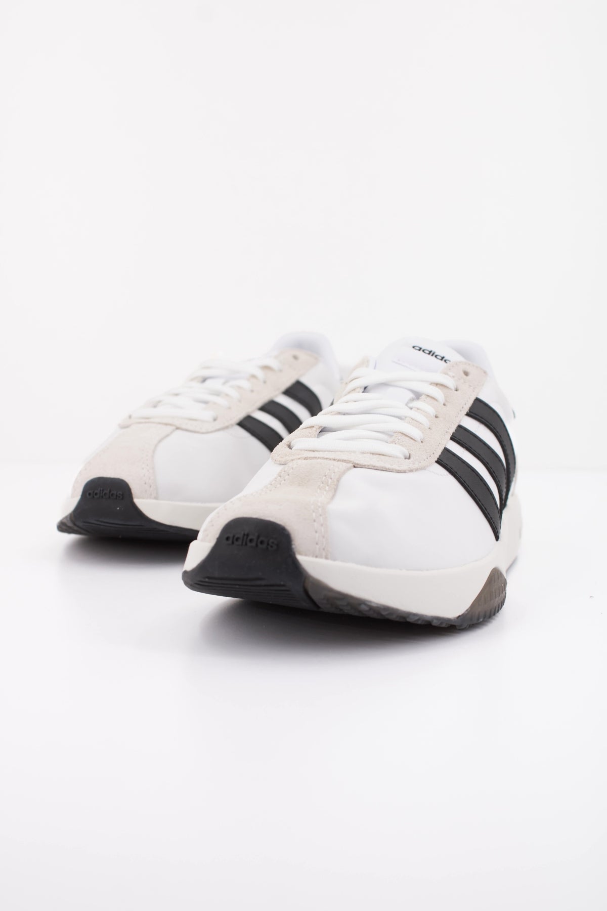 ADIDAS RUN 76 26 en color BLANCO (2)