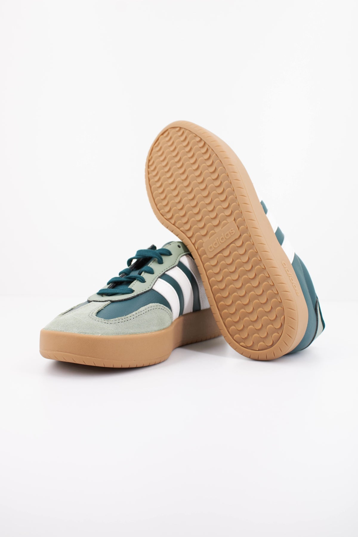 ADIDAS BARREDA en color VERDE (5)