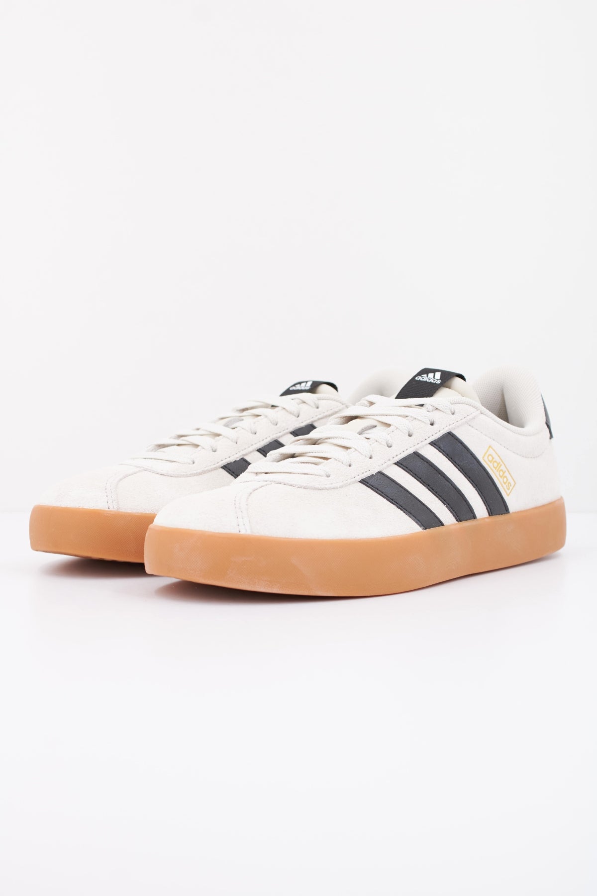 ADIDAS VL COURT 3.0 en color BEIS (2)